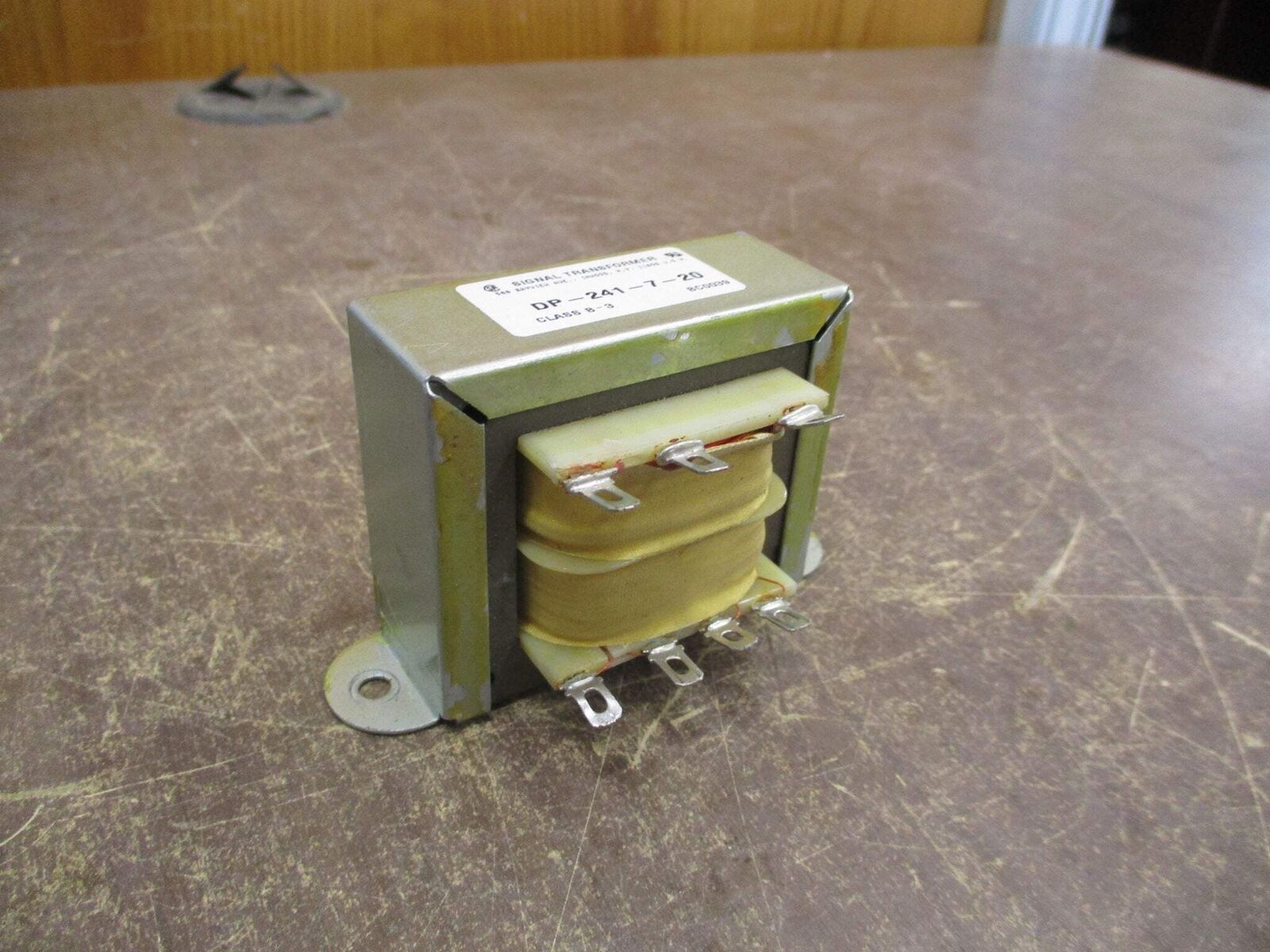 Signal Transformer Transformer DP-241-7-20 Used