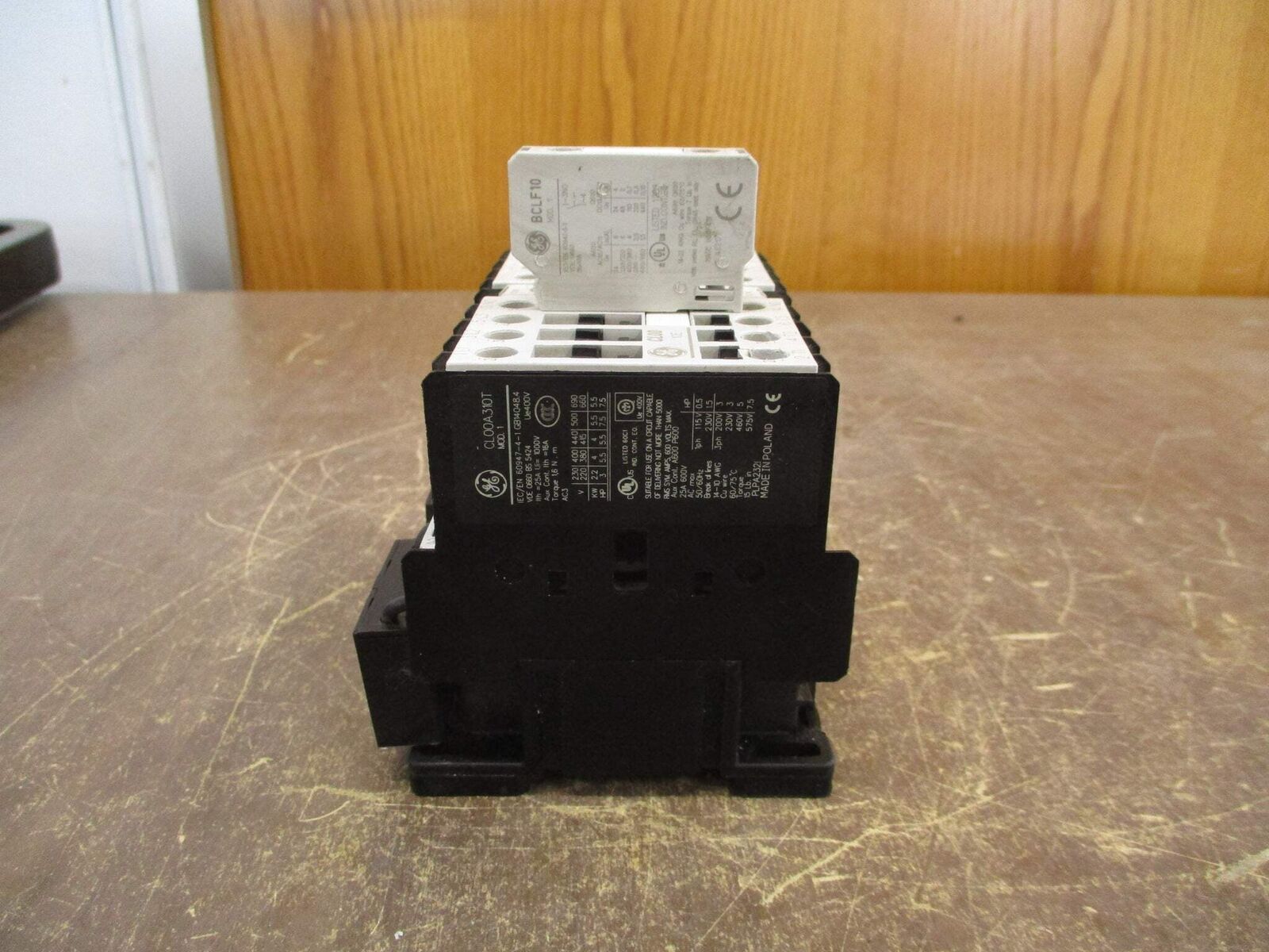 GE Reversing Contactor CL00A310T 120V Coil 25A 600V (1) Aux Contact Used