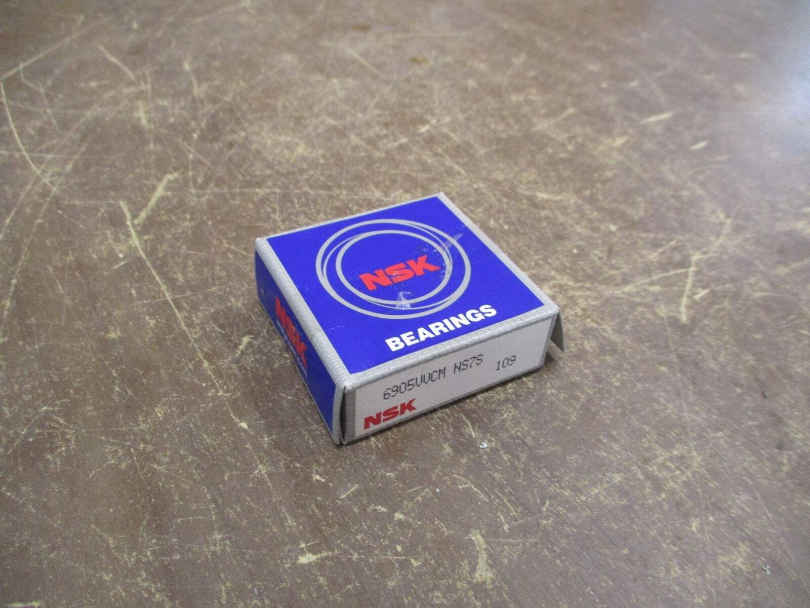 NSK Bearing 6905VVCM NS7S New Surplus