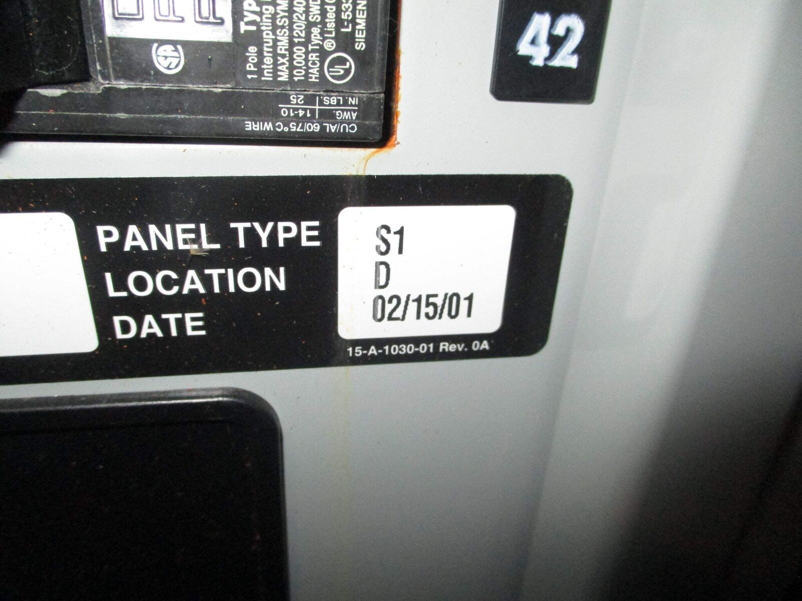 Siemens Main Lug Breaker Panel I1X42MC250A 208Y/120V 3Ph 4W 42-Slot