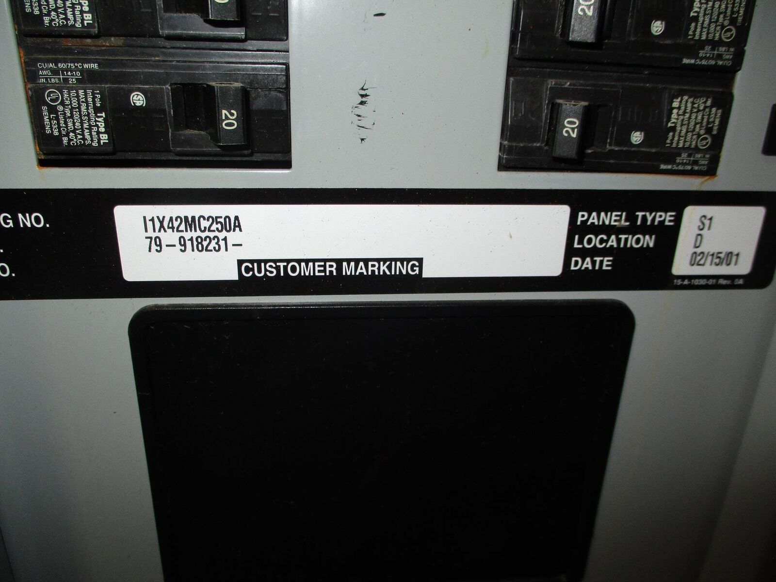 Siemens Main Lug Breaker Panel I1X42MC250A 208Y/120V 3Ph 4W 42-Slot