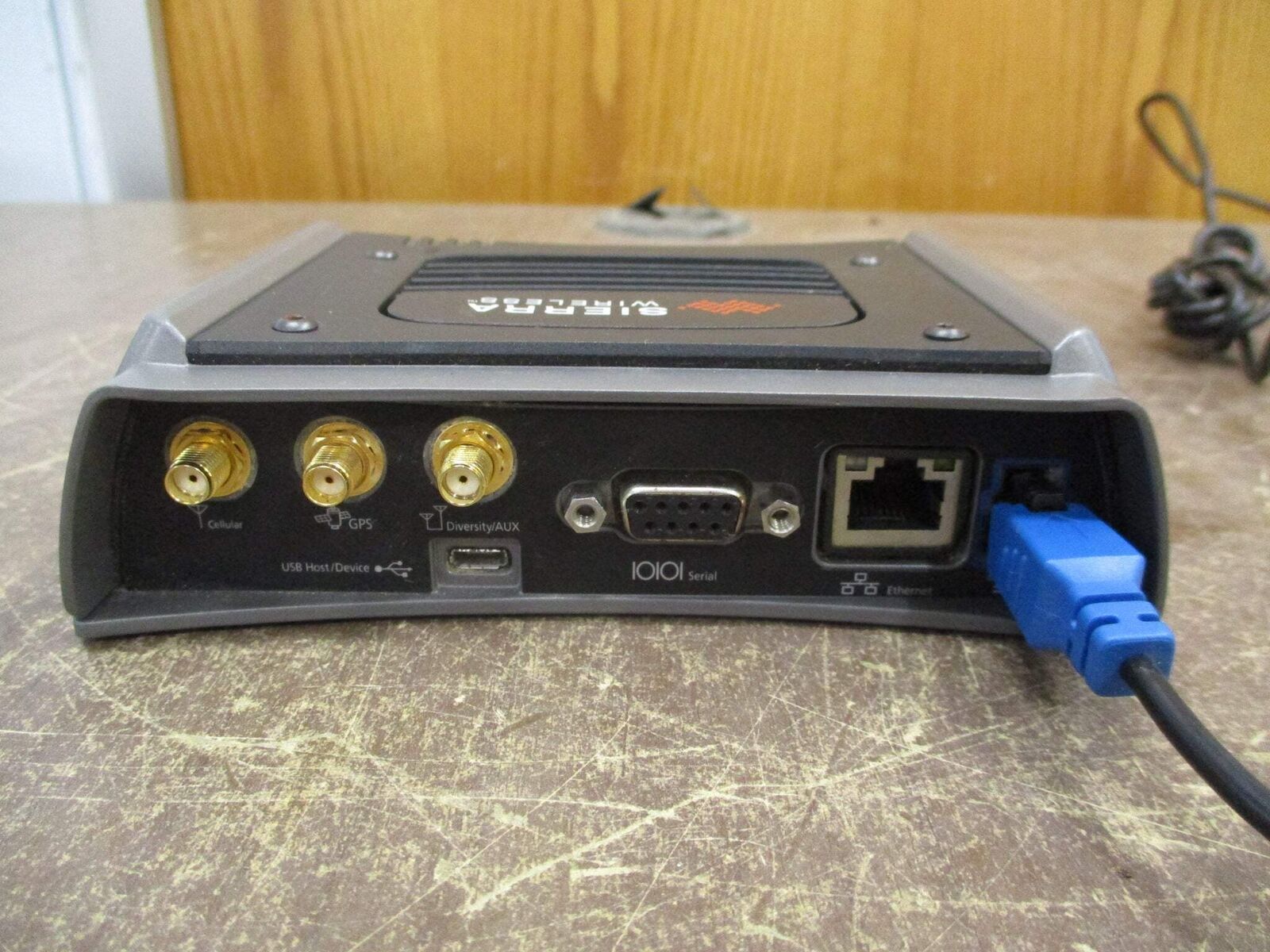 Sierra Wireless AirLink Cellular Modem Intelligent Gateway GX440 9-36VDC