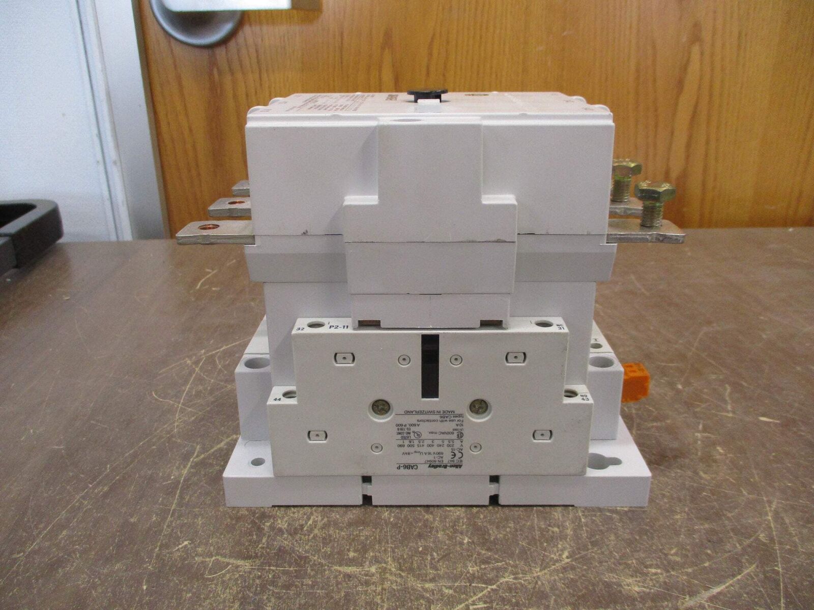 Allen-Bradley Contactor CAB6-105-EI 110-130V Coil 160A 600V Used