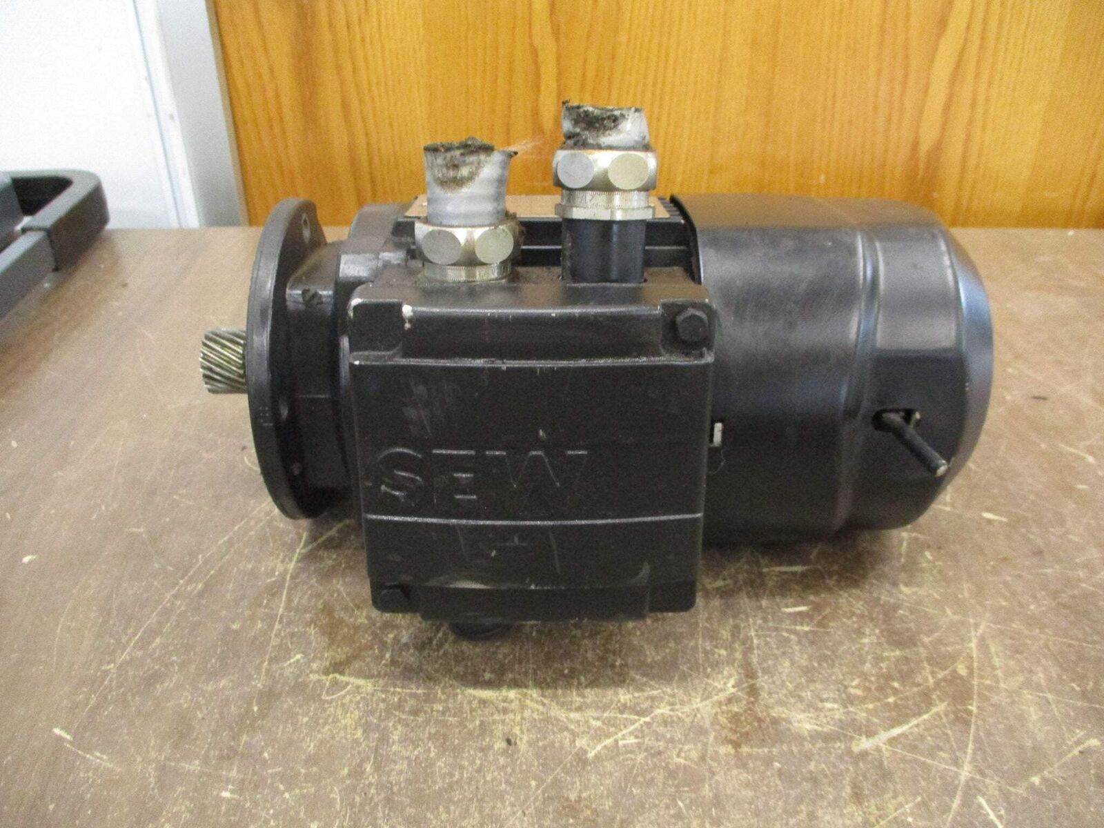 Sew-Eurodrive Motor FH37 DR63S4/BR/HR 1/6HP 277/480V 0.56/0.32A 1800RPM