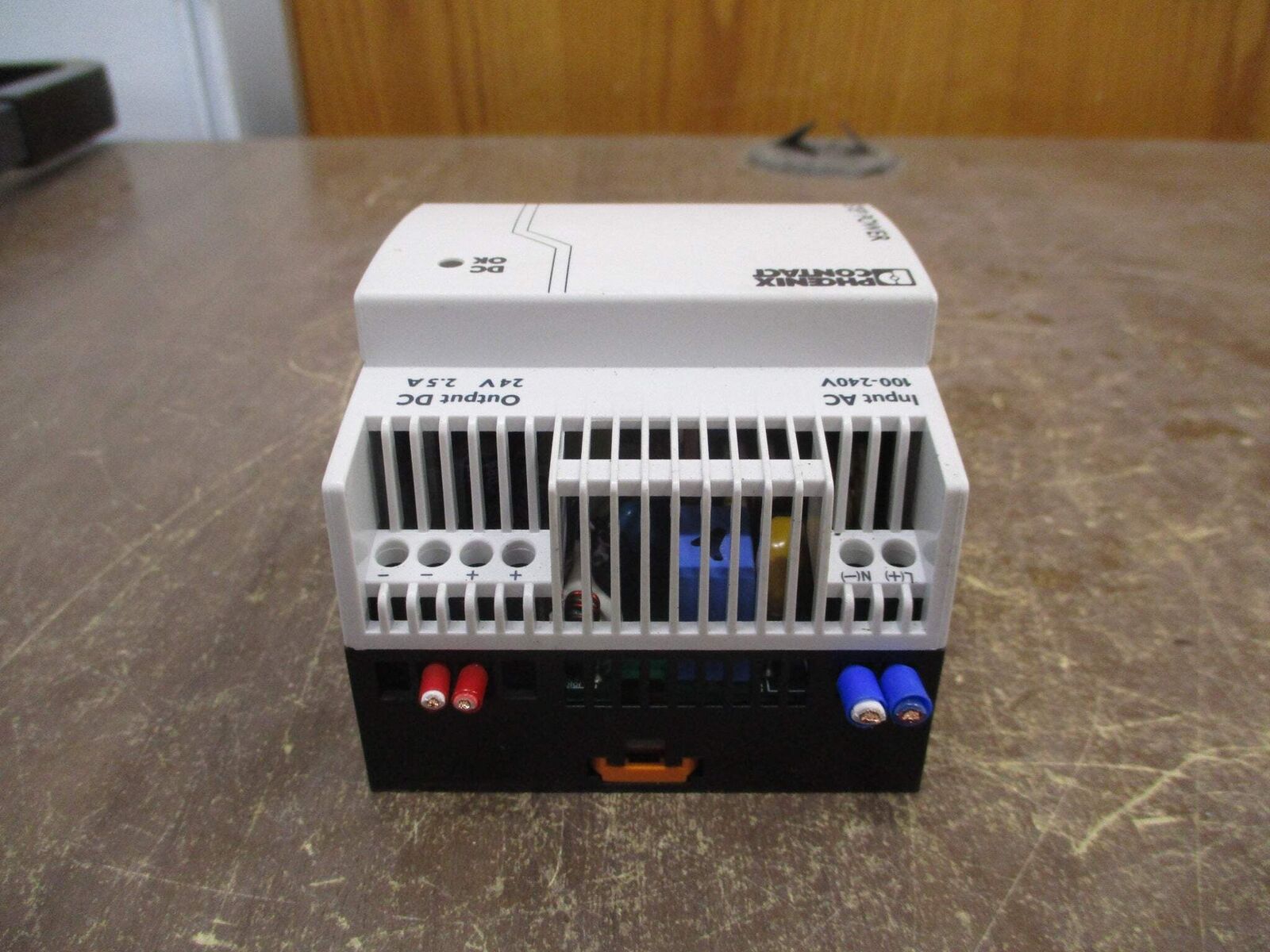 Phoenix Contact Step Power Supply 2868651 STEP-PS/1AC/24DC/2.5 Input: 100-240VAC