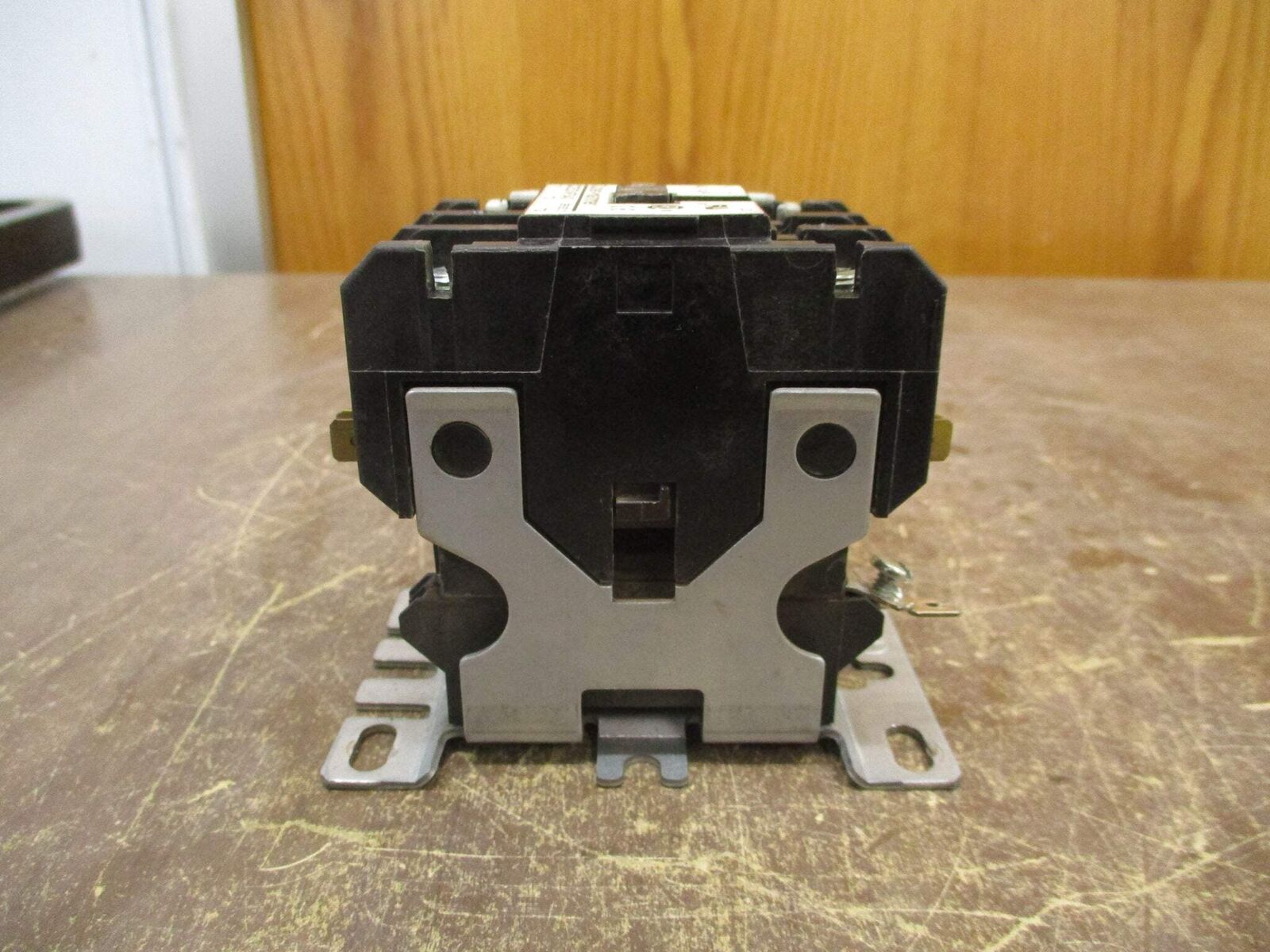 Cutler-Hammer Contactor C25DNF340 Ser. C1 120V Coil 40A w/ Aux Contact Used