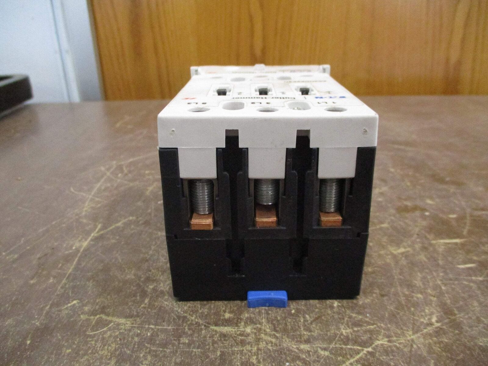 Eaton Contactor E04ND85X3N 24VDC Coil 85A 600V Used