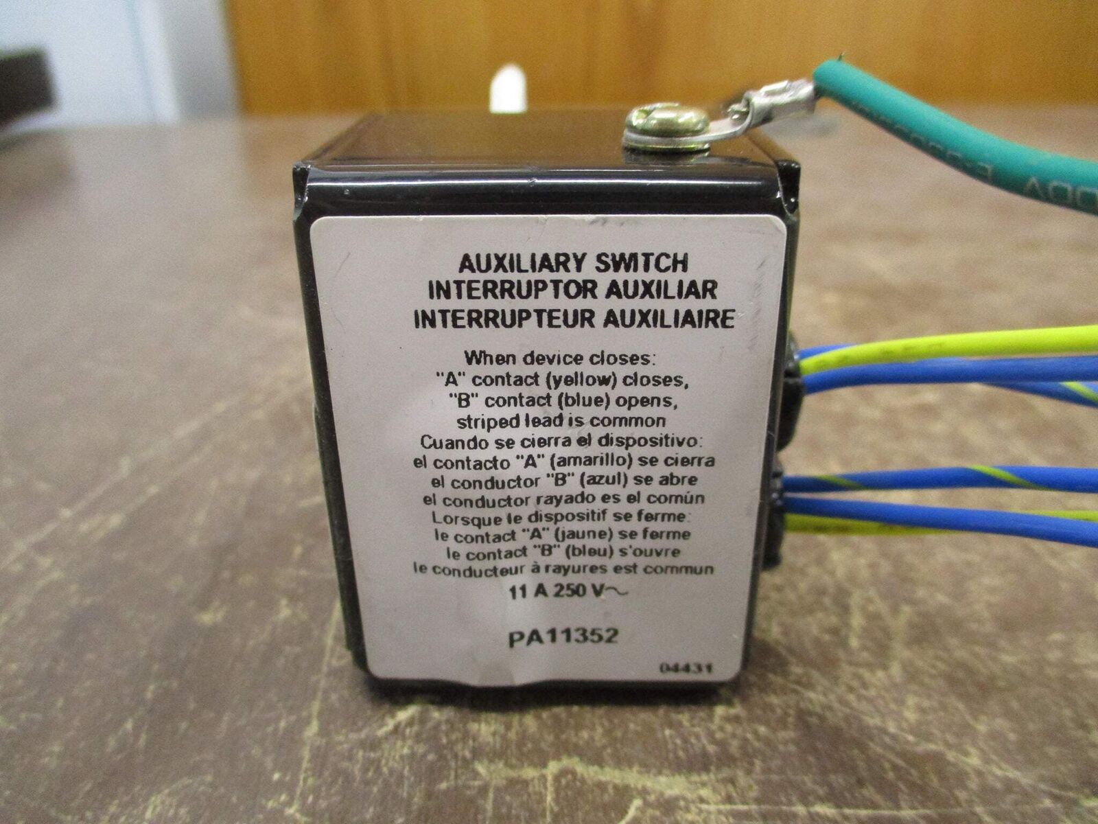 Square D Auxiliary Switch PA11352 11A 250V Used