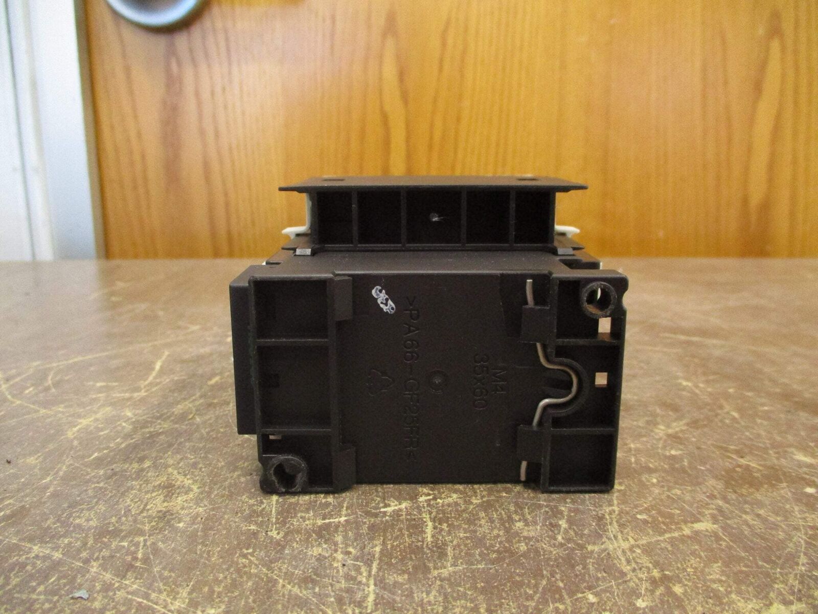 Siemens Sirius 3R Contactor 3RT1325-1A..0 30A 690V 120V Coil Used
