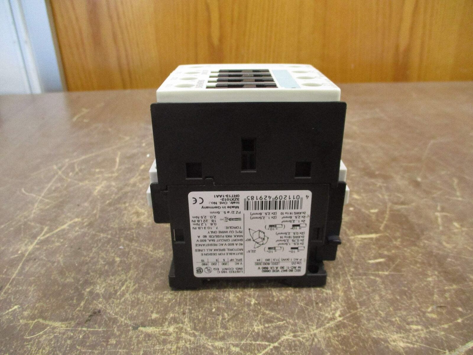 Siemens Sirius 3R Contactor 3RT1325-1A..0 30A 690V 120V Coil Used