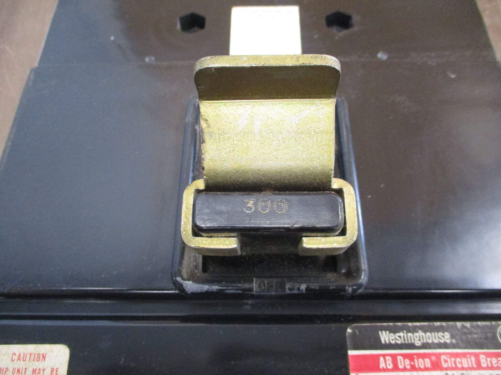 Westinghouse AB De-ion Circuit Breaker LAB3300W 300A 600V 3P Used