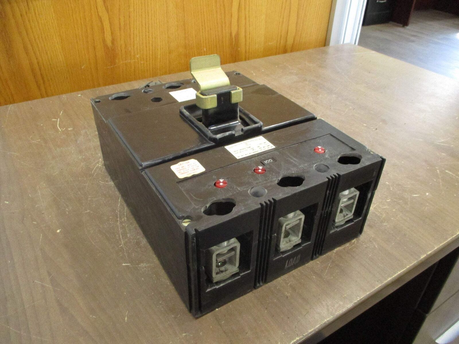 Westinghouse Circuit Breaker 100A Trip 600V 3P Used