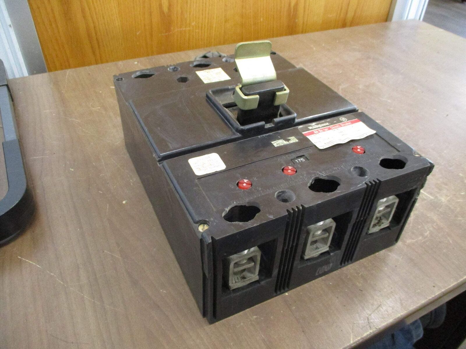 Westinghouse AB De-ion Circuit Breaker LAB3350W 175A Trip 600V 3P Used