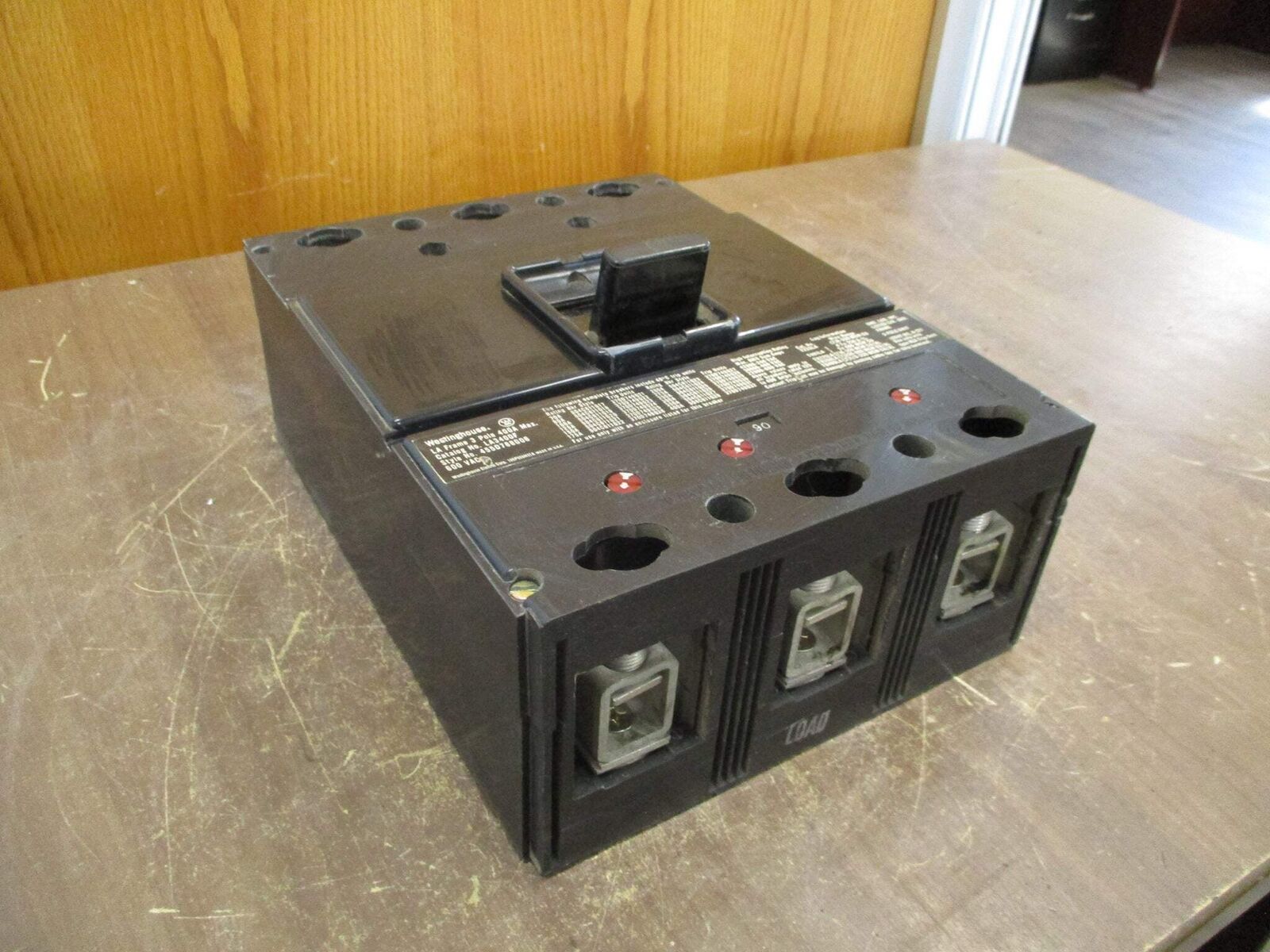 Westinghouse Circuit Breaker LA3400F 90A Trip 600V Used