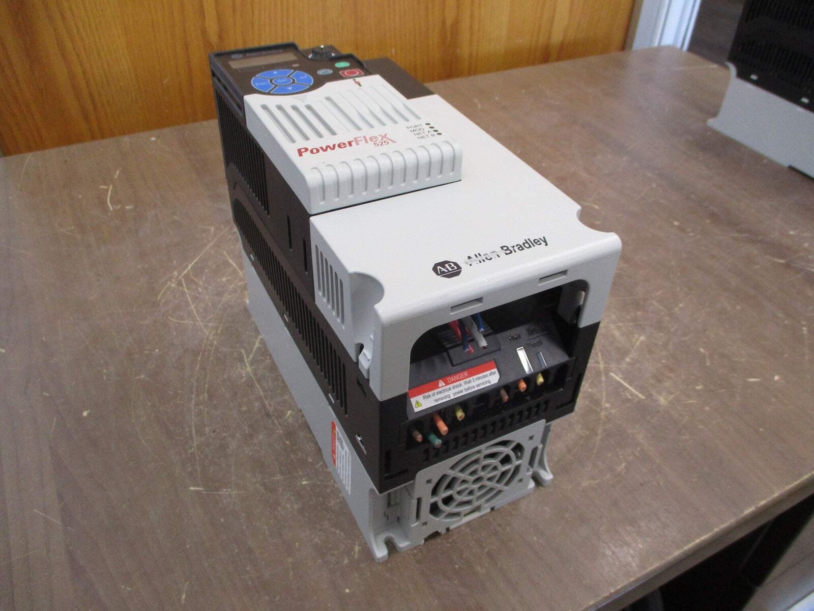 Allen-Bradley PowerFlex 525 AC Drive 25B-D017N104 10HP 3Ph Used