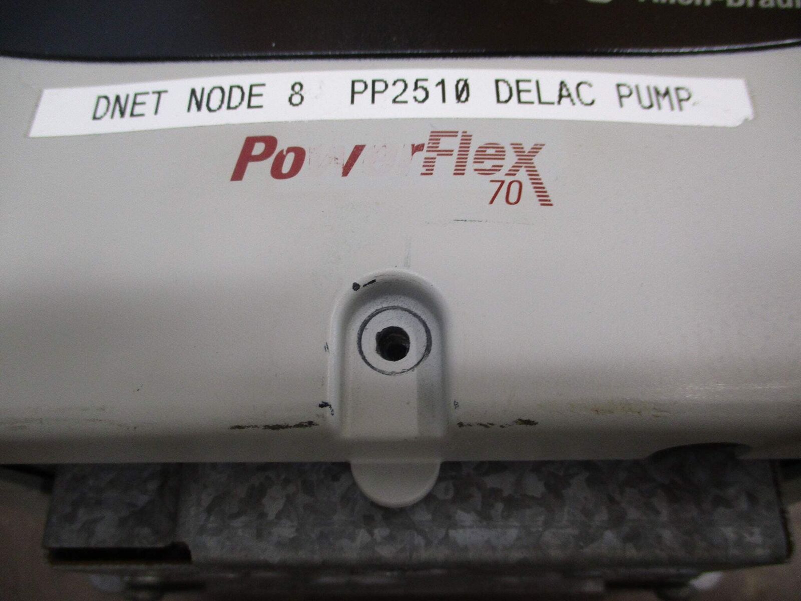 Allen-Bradley PowerFlex 70 AC Drive 20AD8P0A0AYNNNNN 5HP 3Ph *No Keypad* Used