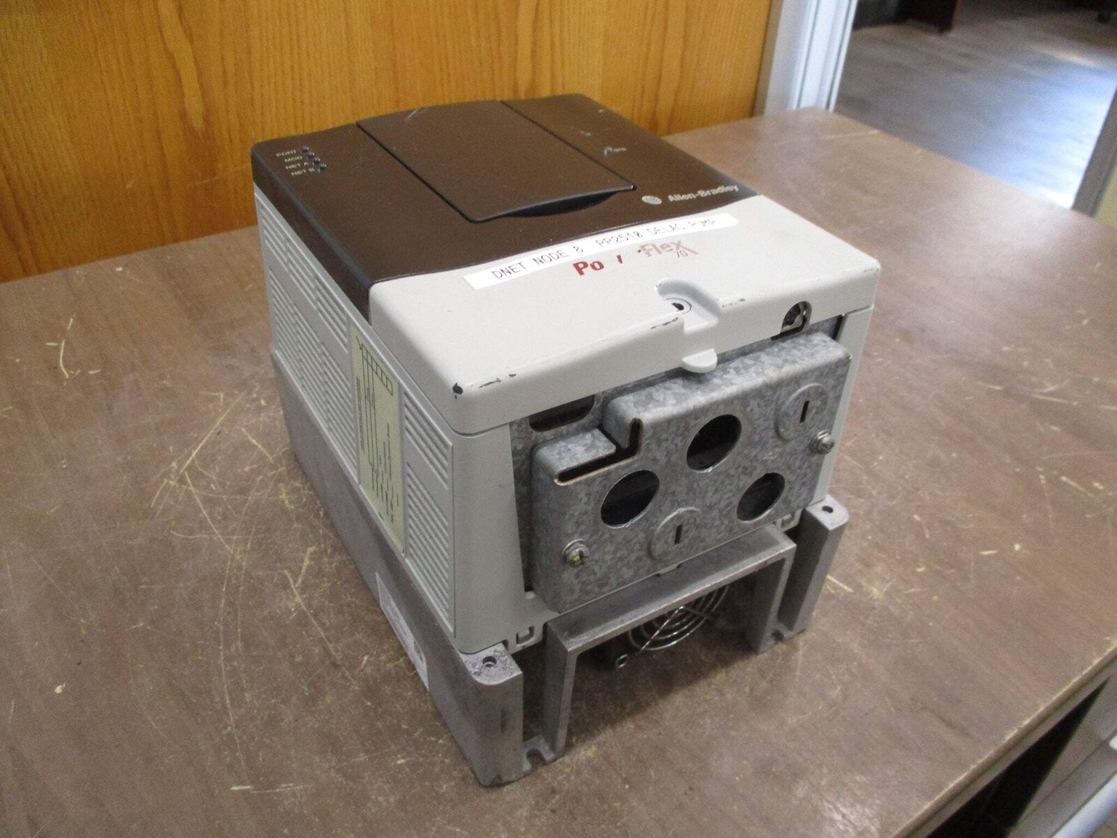 Allen-Bradley PowerFlex 70 AC Drive 20AD8P0A0AYNNNNN 5HP 3Ph *No Keypad* Used