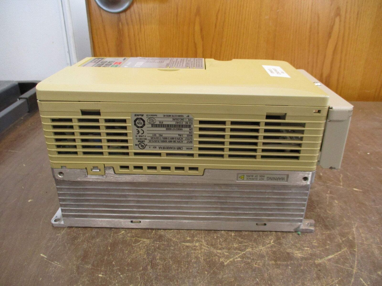 Yaskawa V1000 AC Drive CIMR-VU4A0018FAA 10HP 3Ph Used