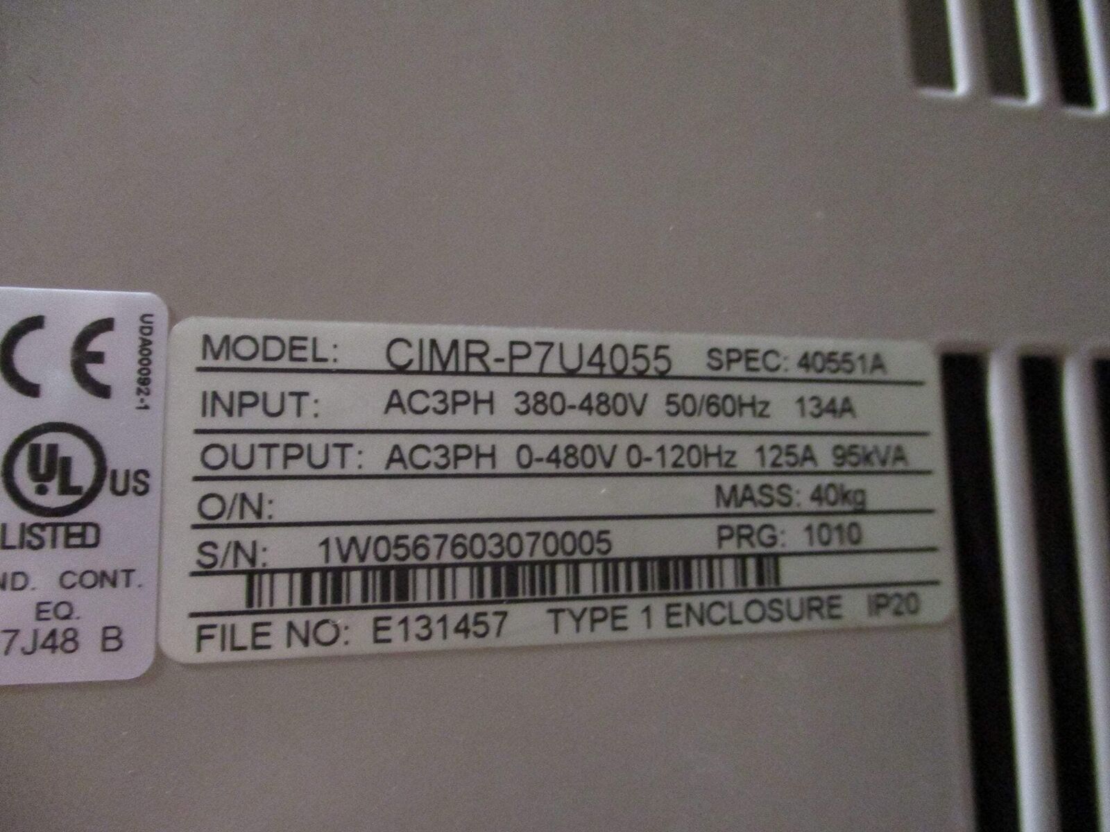 Yaskawa Varispeed P7 AC Drive CIMR-P7U4055 100HP 3Ph w/ Keypad Used
