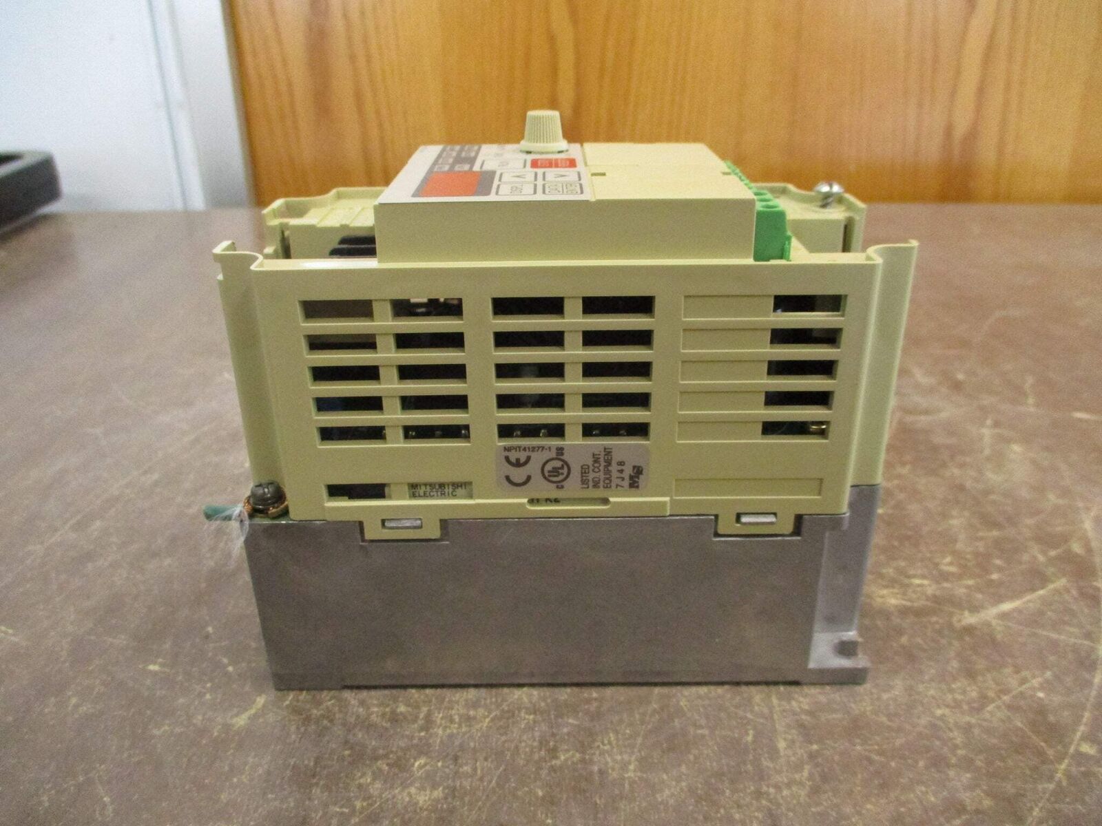 MagneTek AC Drive JDA003 0.5HP 3Ph *No Cover* *Cracked* Used