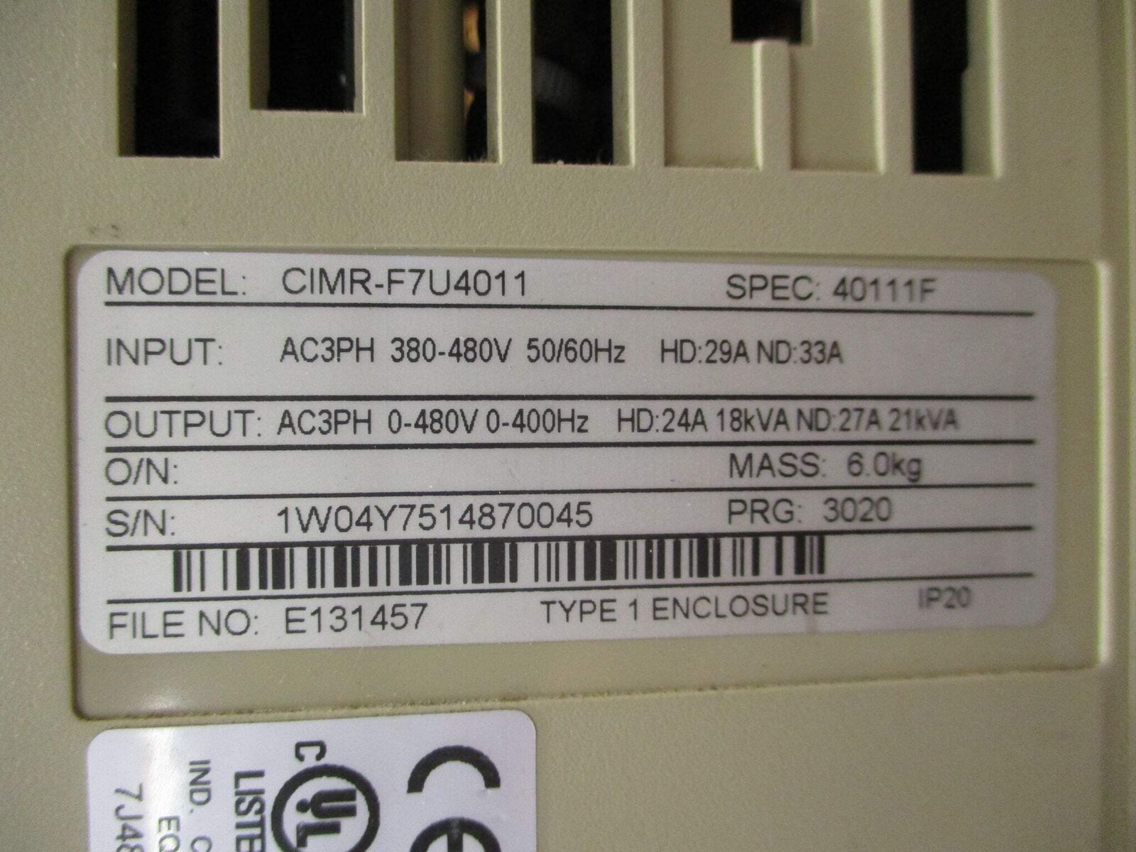 Yaskawa Varispeed F7 AC Drive CIMR-F7U4011 15HP 3Ph w/ Keypad Used