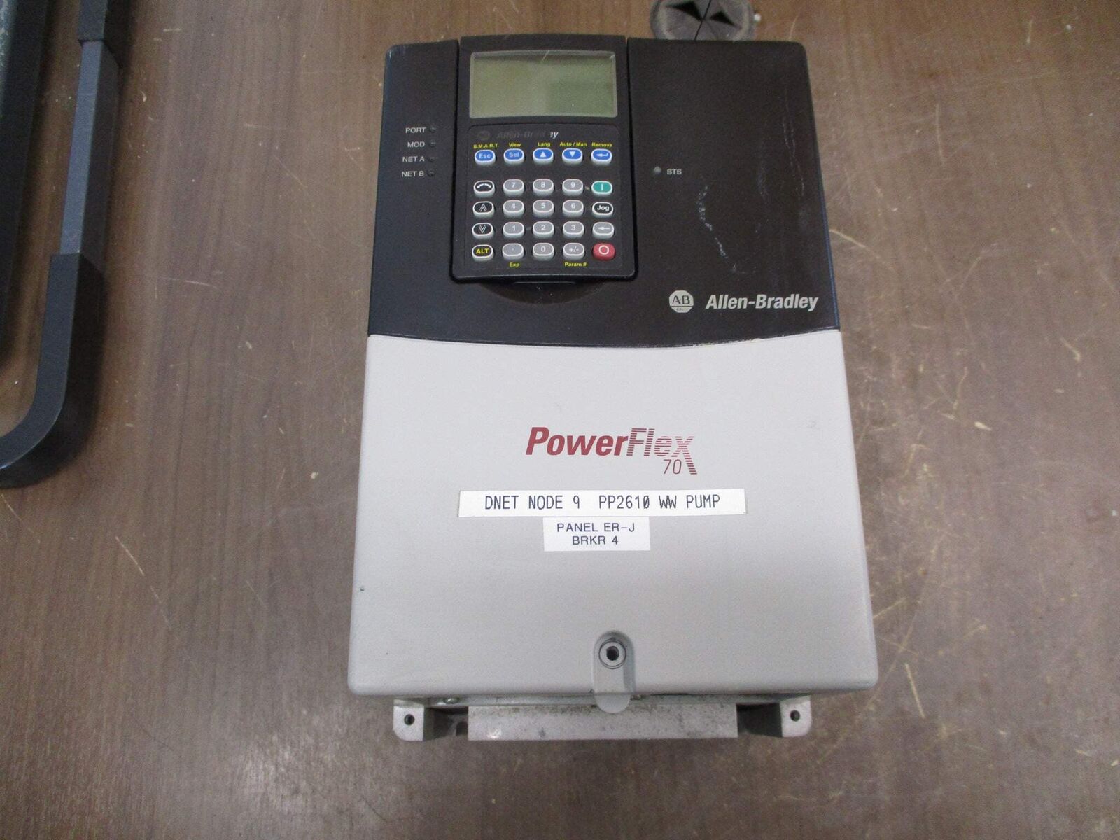 Allen-Bradley PowerFlex 70 AC Drive 20AD011A0AYNANNN 7.5HP 3Ph w/ Keypad Used