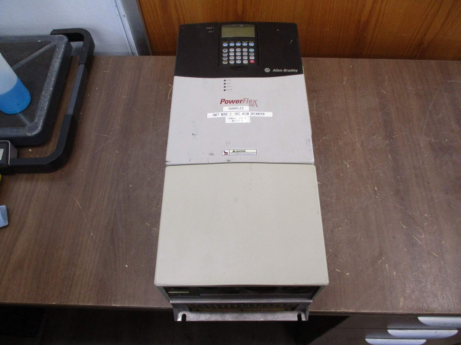 Allen-Bradley PowerFlex 700 AC Drive 20BD052A0AYNANN0 40HP 3Ph w/ Keypad Used