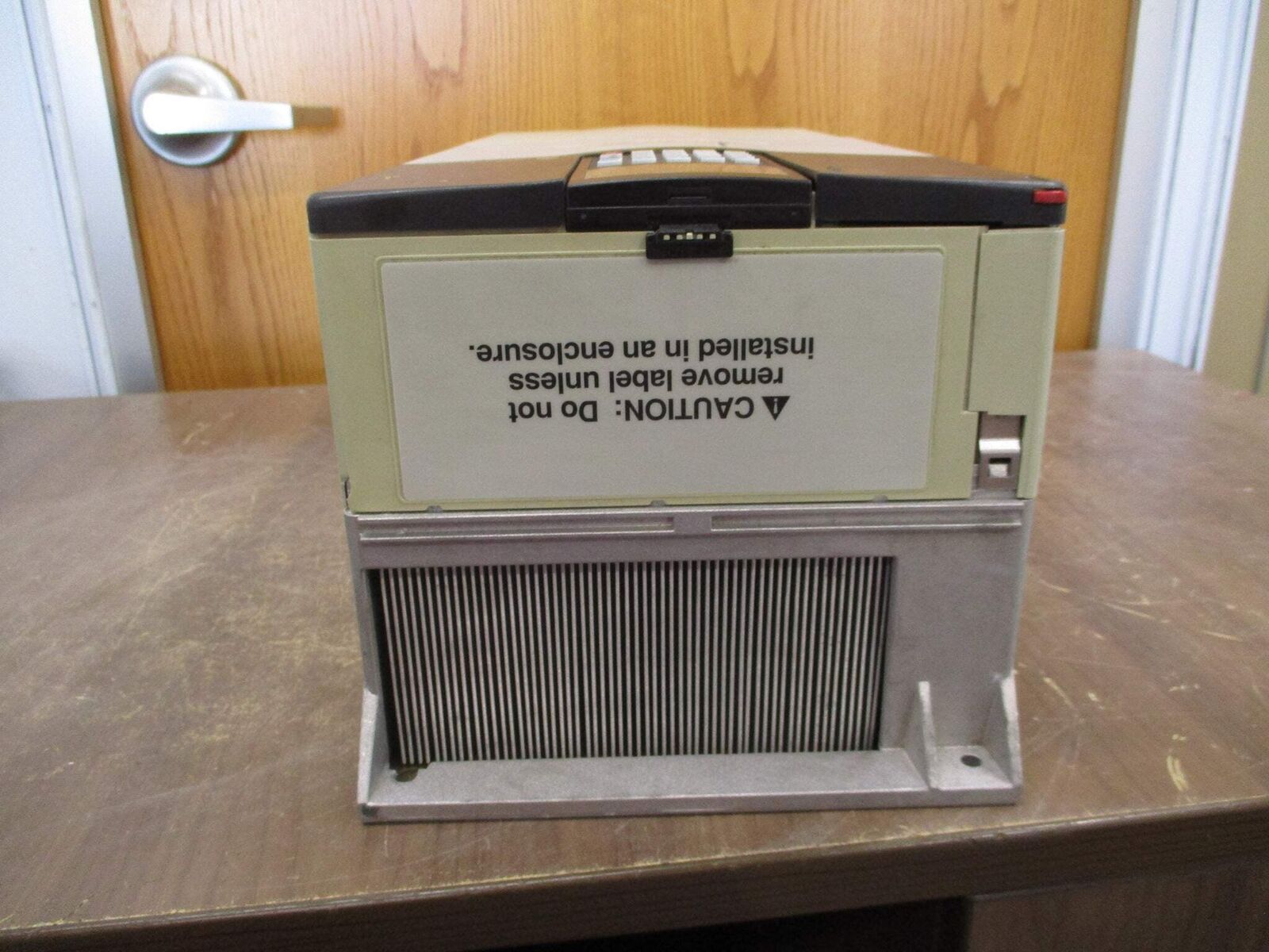 Allen-Bradley PowerFlex 700 AC Drive 20BD052A0AYNANN0 40HP 3Ph w/ Keypad Used