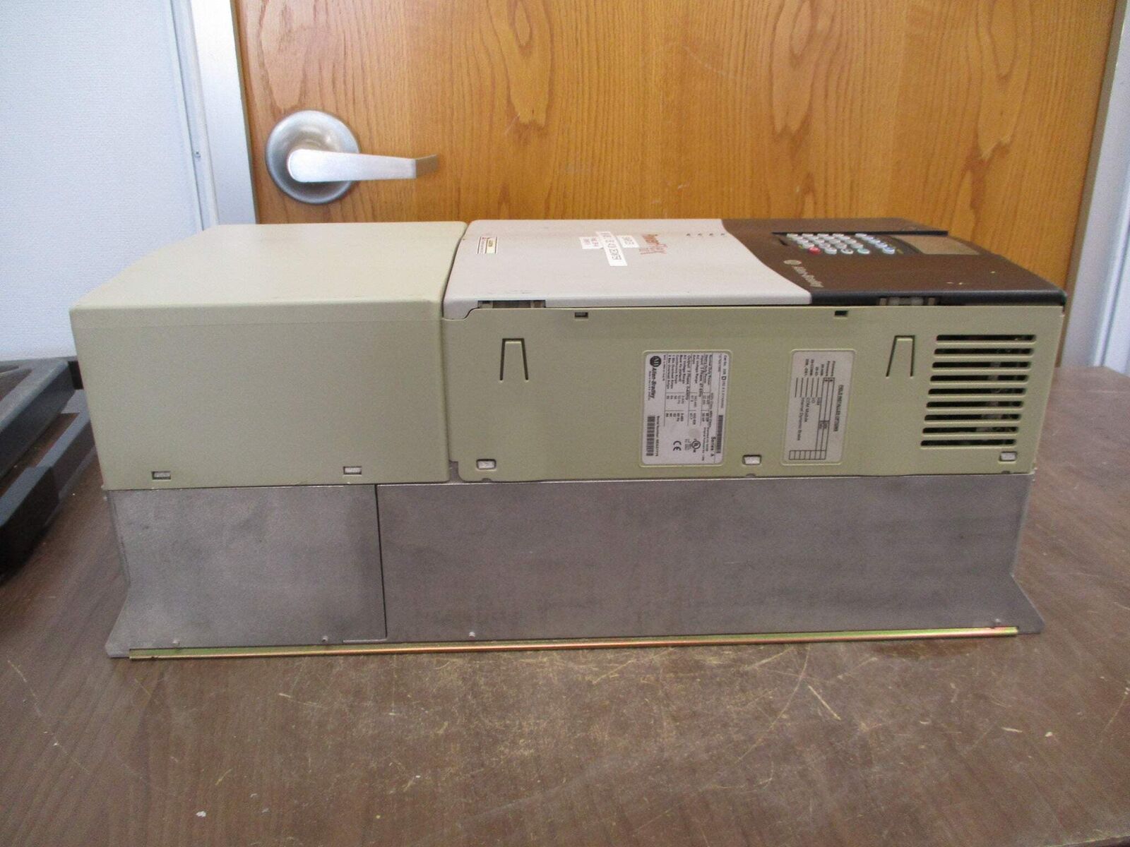 Allen-Bradley PowerFlex 700 AC Drive 20BD052A0AYNANN0 40HP 3Ph w/ Keypad Used