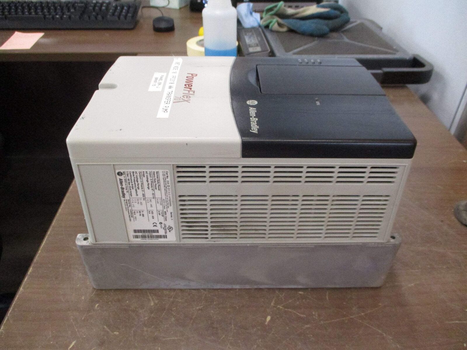 Allen-Bradley PowerFlex 70 AC Drive 20AD011A0AYNANNN 7.5HP 3Ph *No Keypad* Used