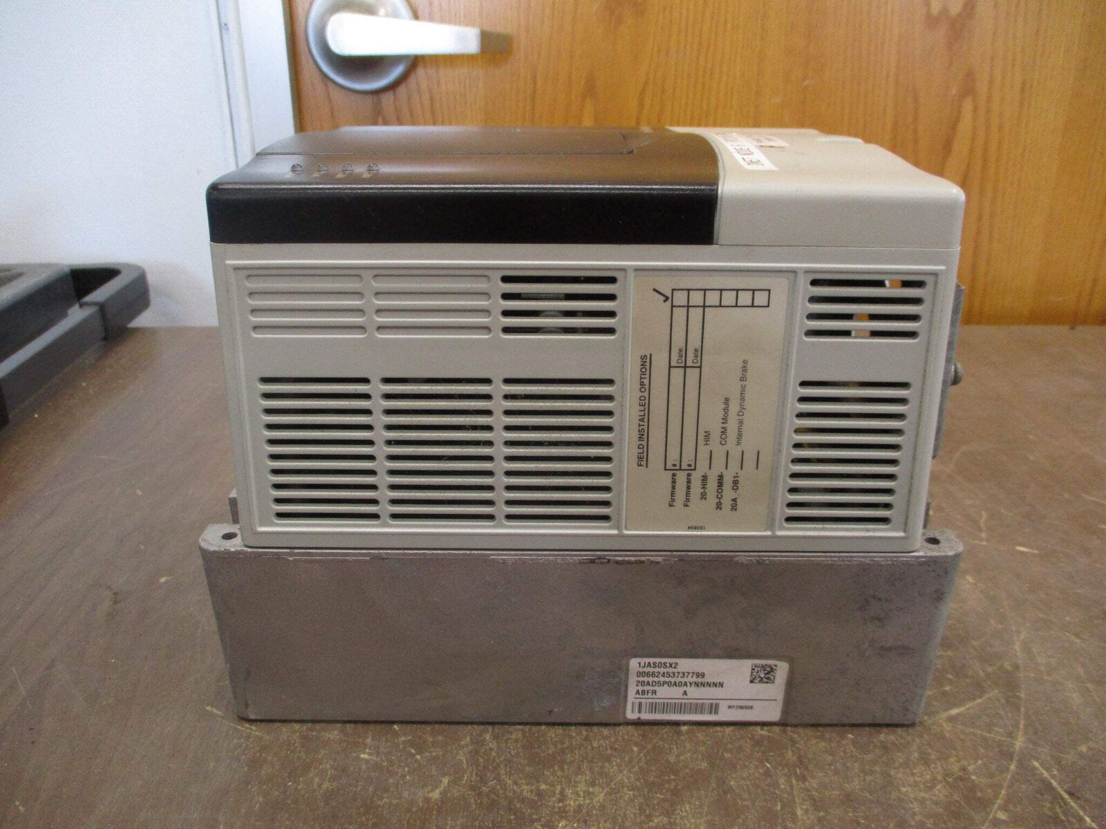 Allen-Bradley PowerFlex 70 AC Drive 20AD5P0A0AYNNNNN 3HP 3Ph *No Keypad* Used