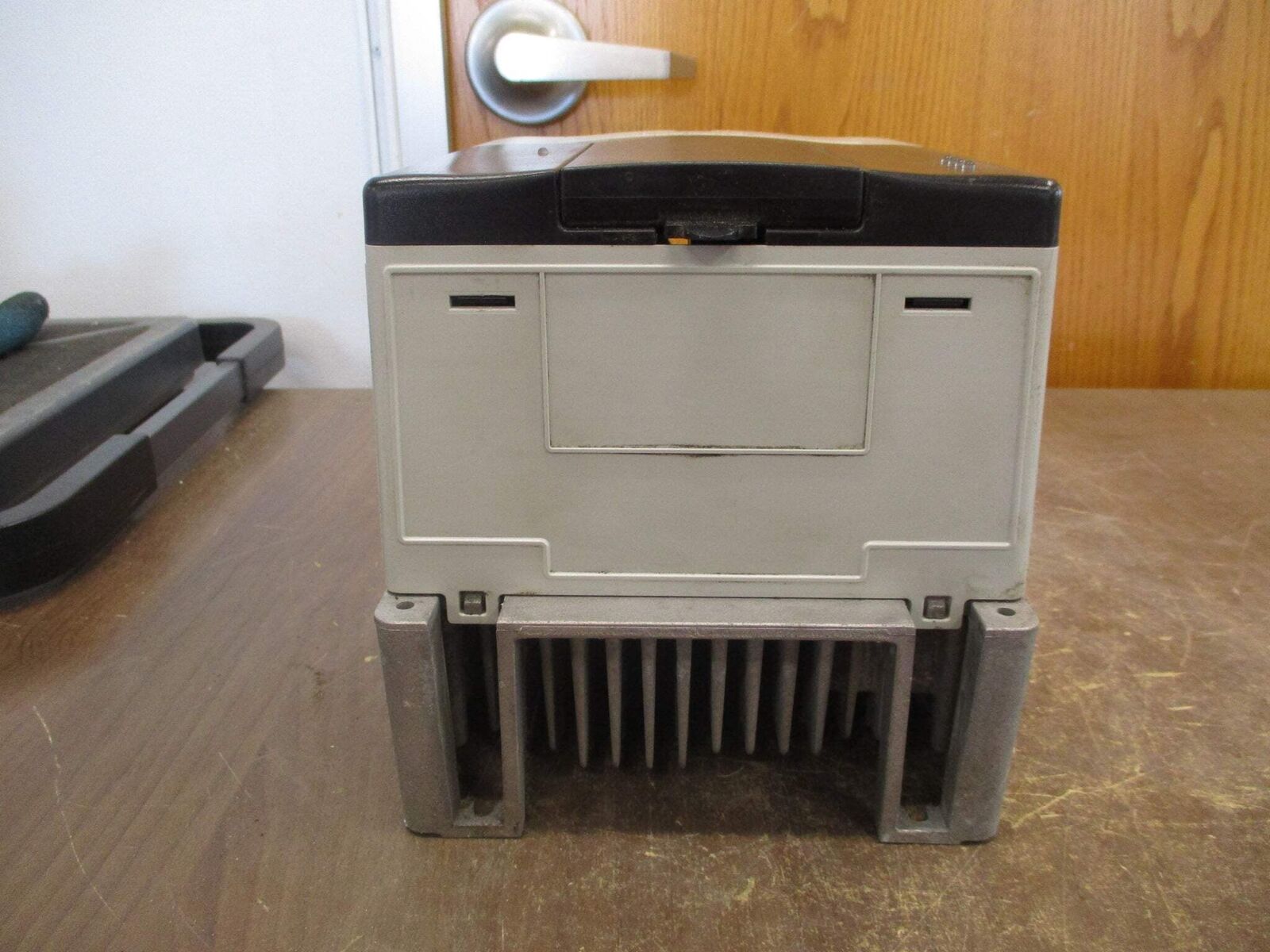 Allen-Bradley PowerFlex 70 AC Drive 20AD5P0A0AYNNNNN 3HP 3Ph *No Keypad* Used