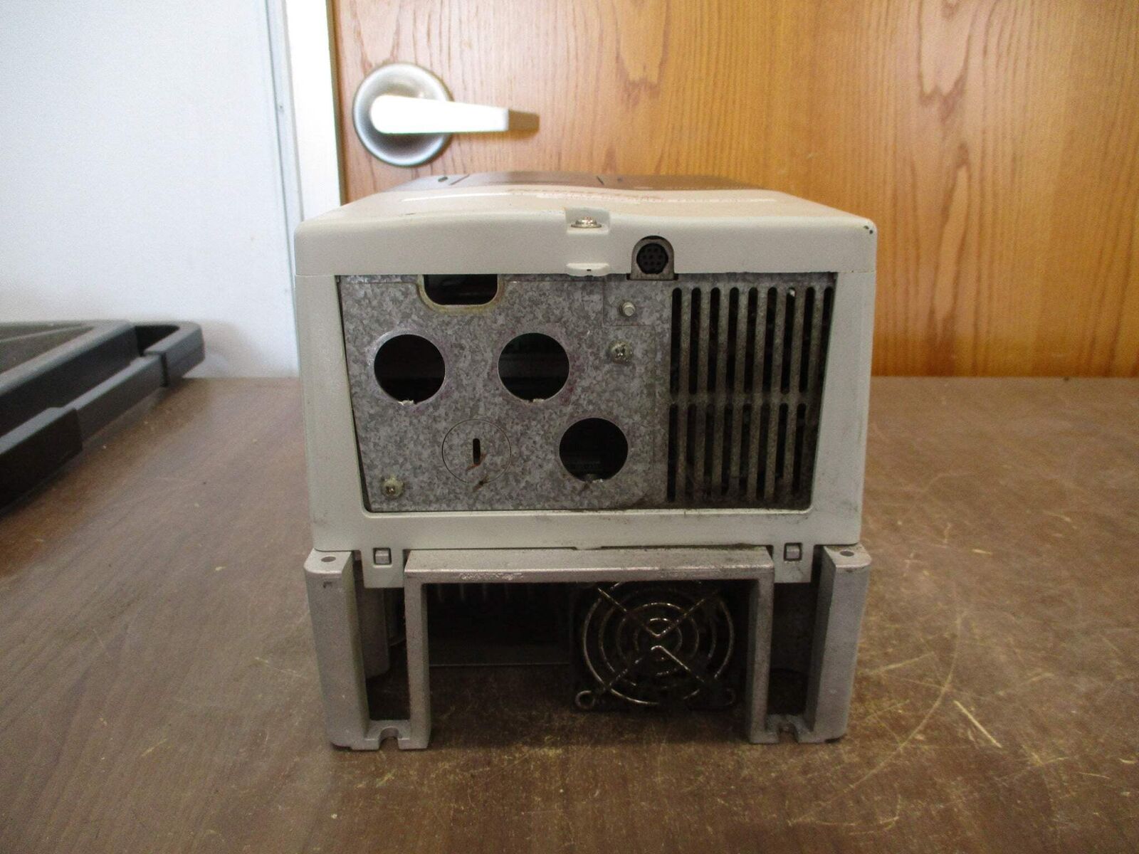 Allen-Bradley PowerFlex 70 AC Drive 20AD011A0AYNANNN 7.5HP 3Ph *No Keypad*