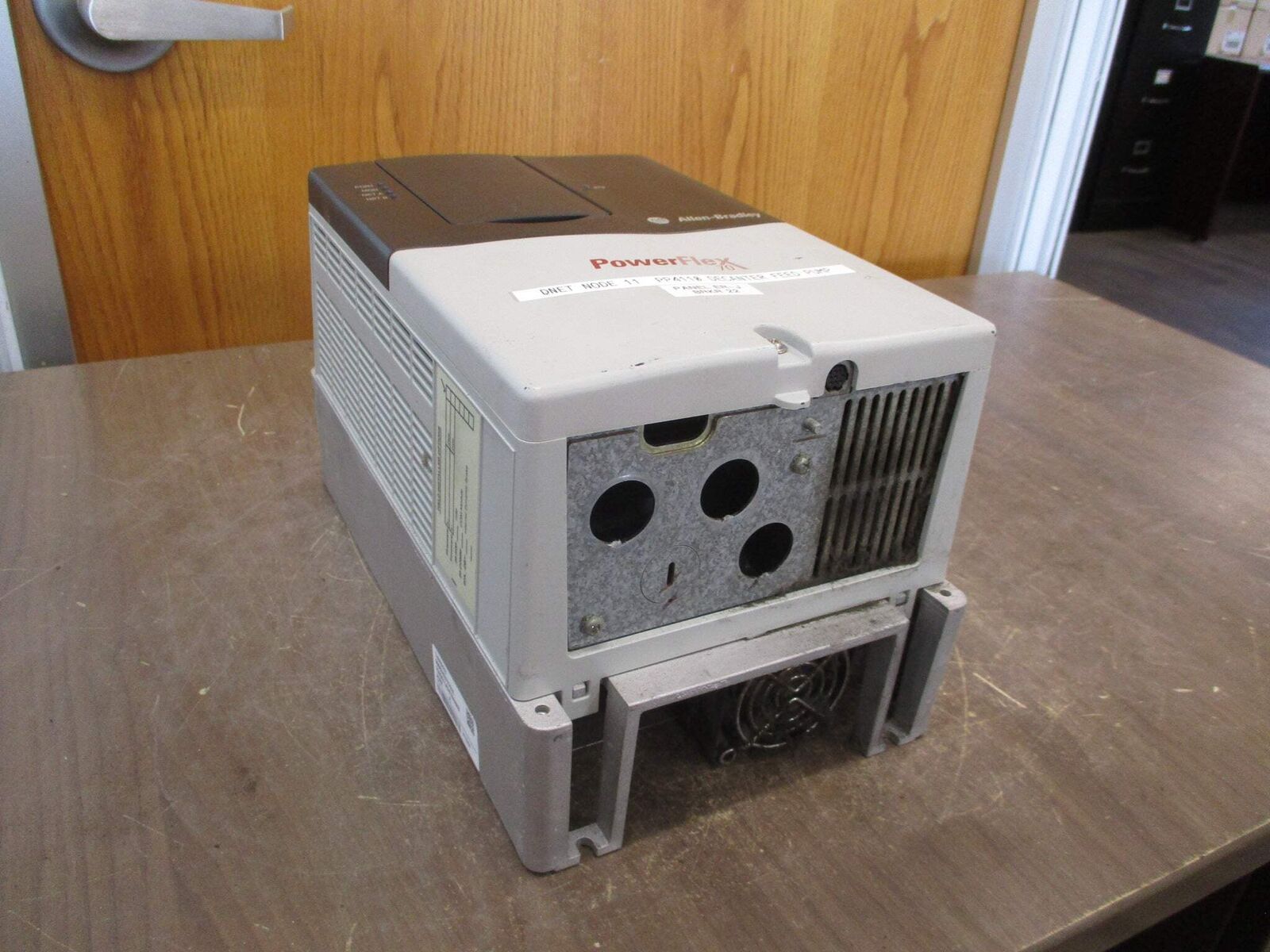 Allen-Bradley PowerFlex 70 AC Drive 20AD011A0AYNANNN 7.5HP 3Ph *No Keypad*
