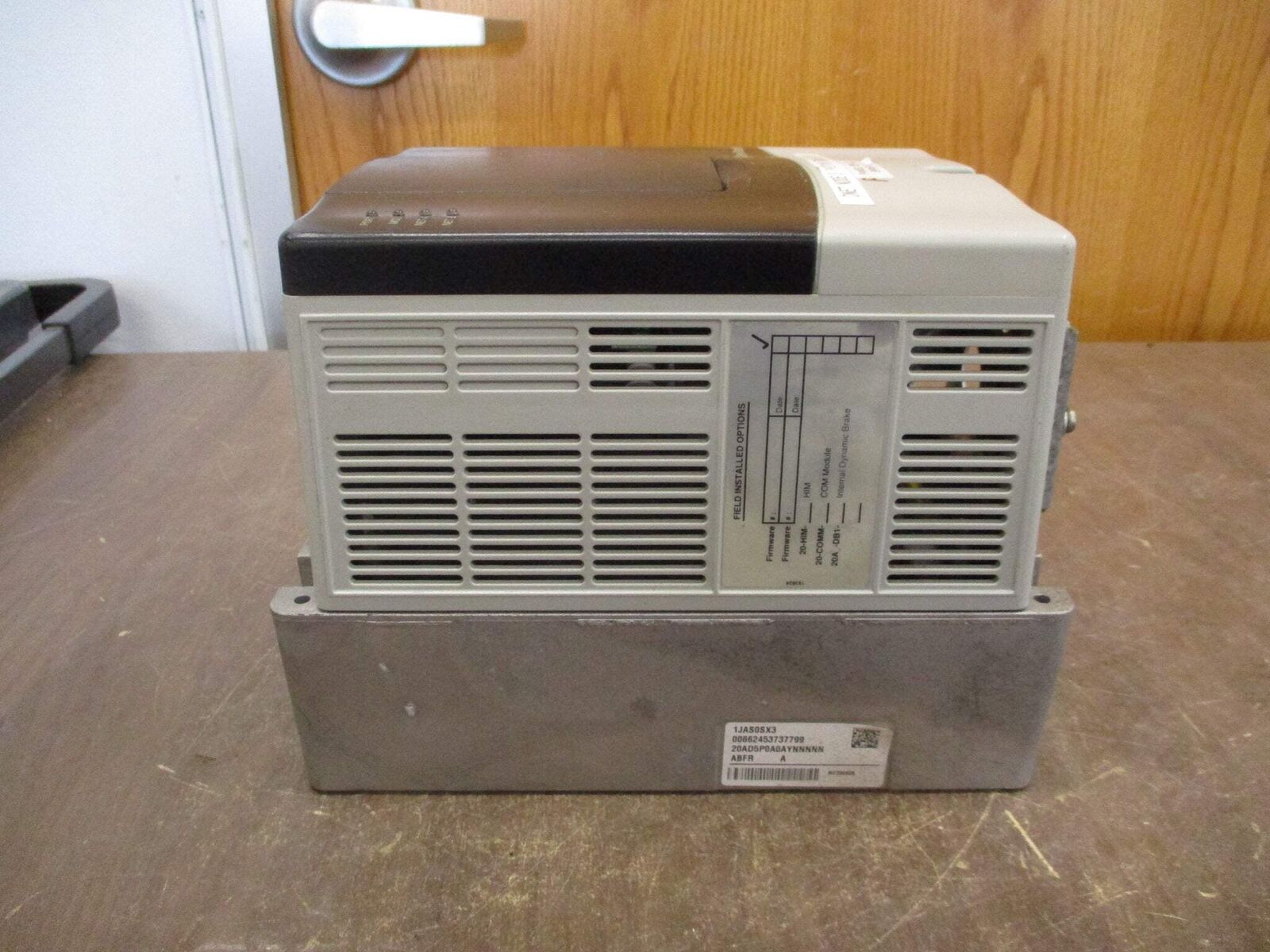 Allen-Bradley PowerFlex 70 AC Drive 20AD5P0A0AYNNNNN 3HP 3Ph *No Cover Screw*