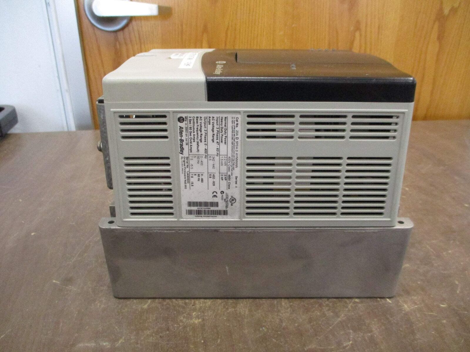 Allen-Bradley PowerFlex 70 AC Drive 20AD5P0A0AYNNNNN 3HP 3Ph *No Cover Screw*