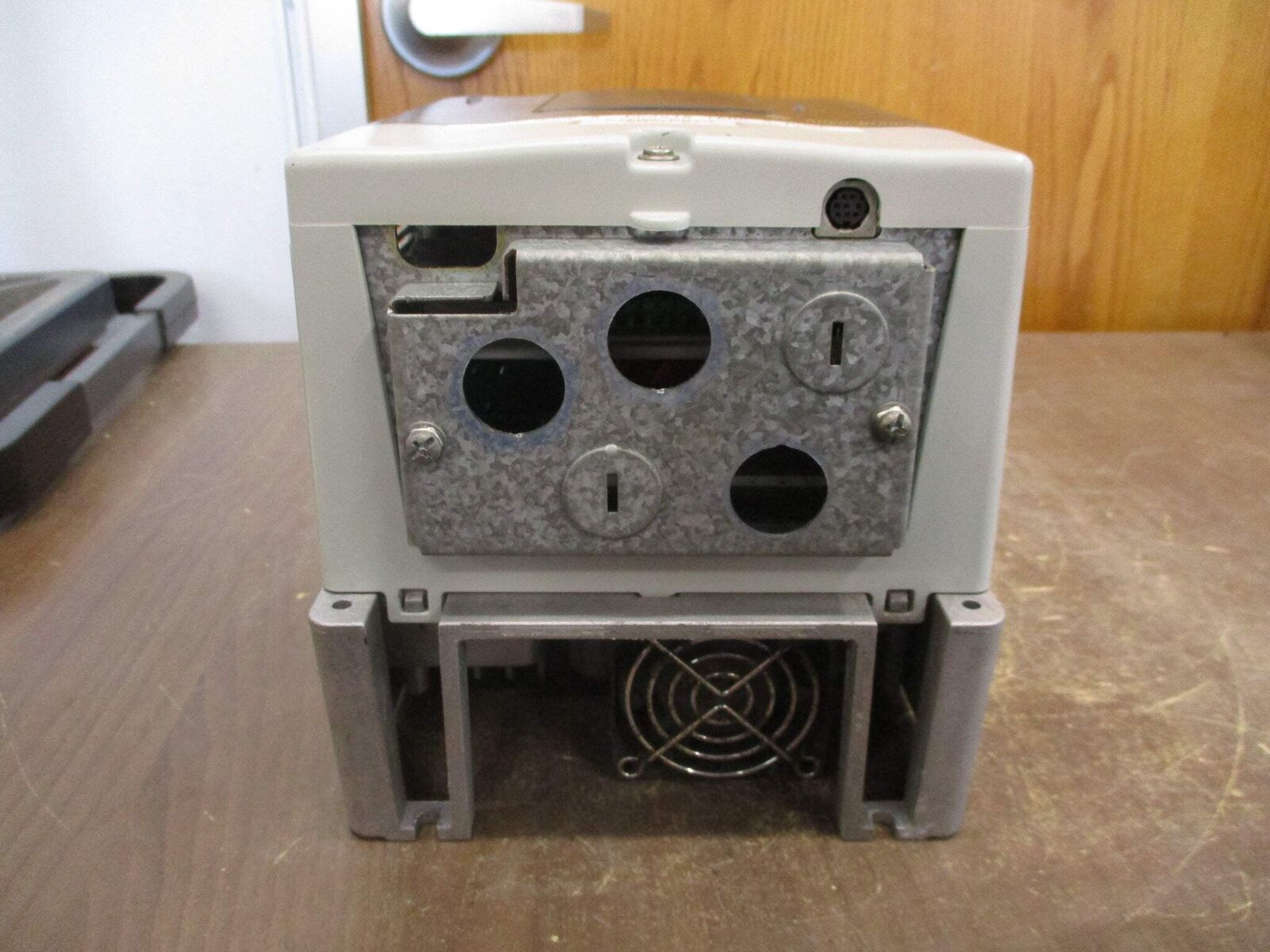 Allen-Bradley PowerFlex 70 AC Drive 20AD5P0A0AYNNNNN 3HP 3Ph *No Keypad* Used