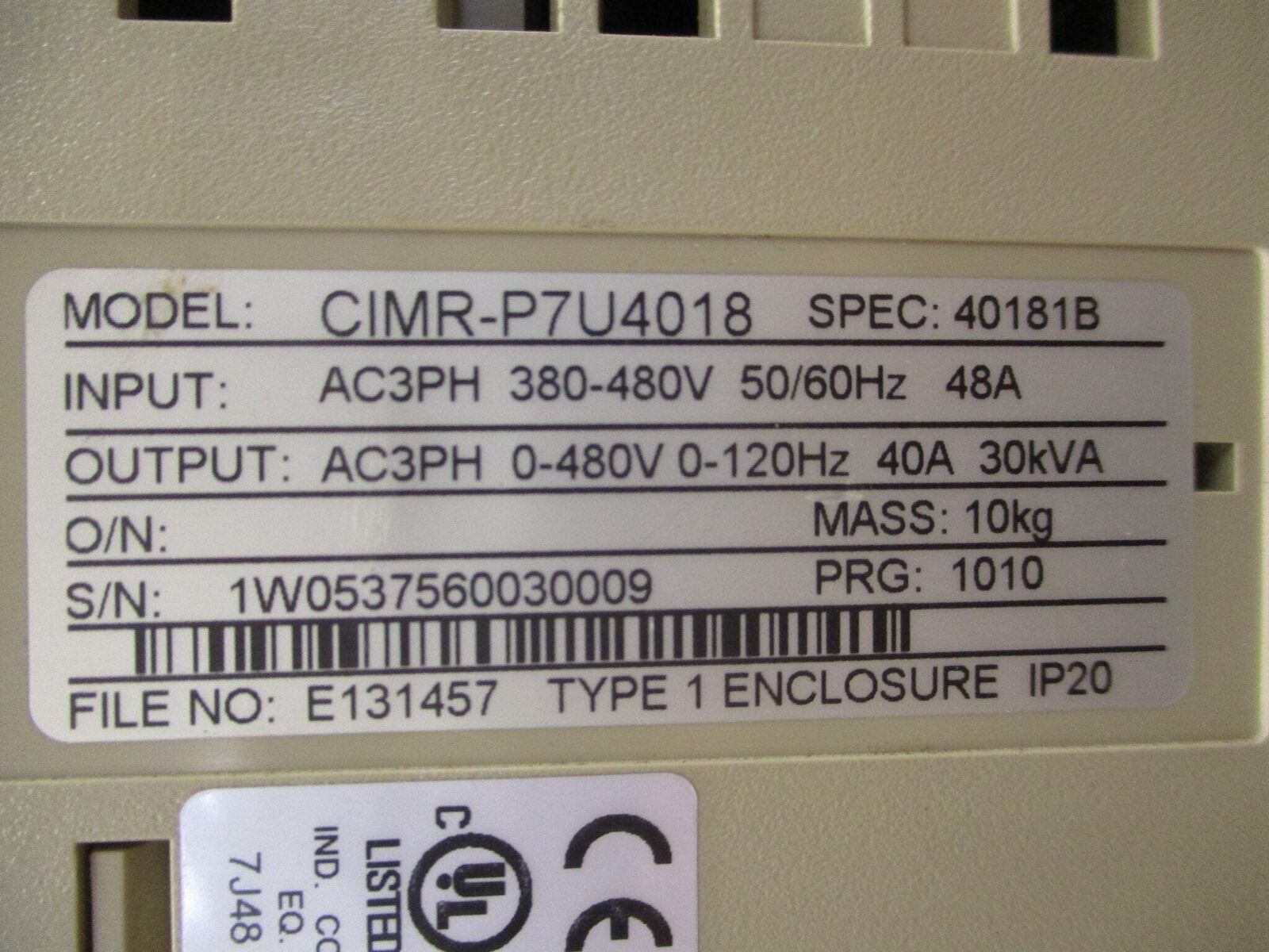 Yaskawa Variseped P7 AC Drive CIMR-P7U4018 30HP 3Ph w/ Keypad Used