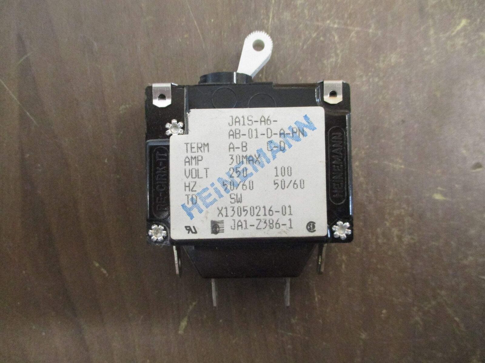 Heinemann Circuit Breaker JA1S-A6-AB-01-D-A-PN 30A 250V 50/60Hz Used