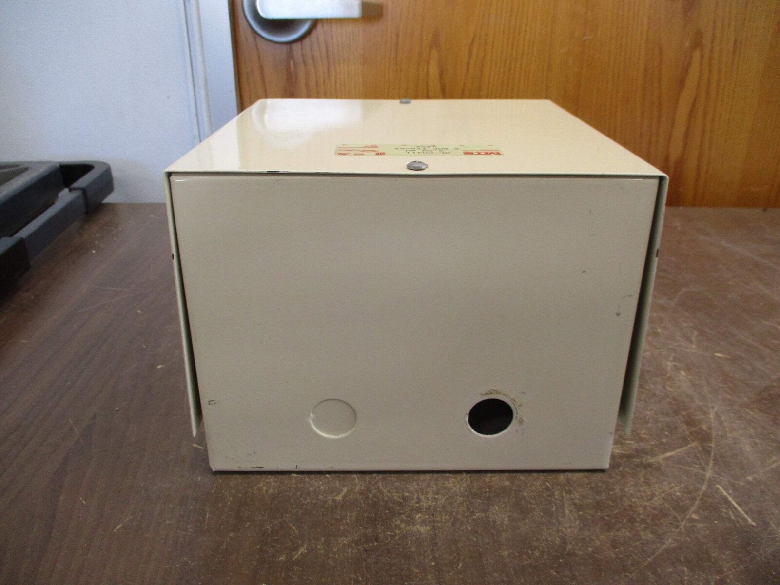 MTE Enclosed 3Ph Line Reactor RL-00411 3.00mH 4A 600V 50/60Hz Used