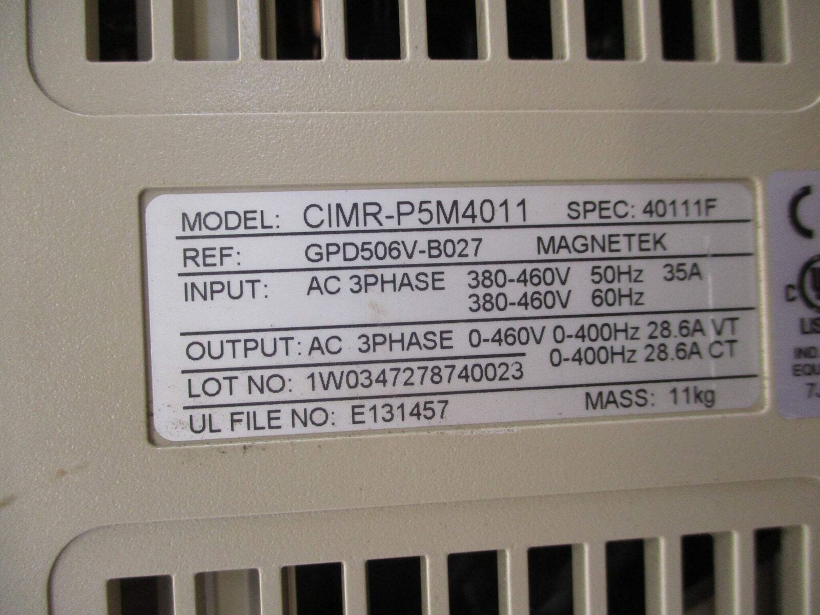 Yaskawa GPD 506/P5 AC Drive CIMR-P5M4011 20HP 3Ph w/ Keypad Used