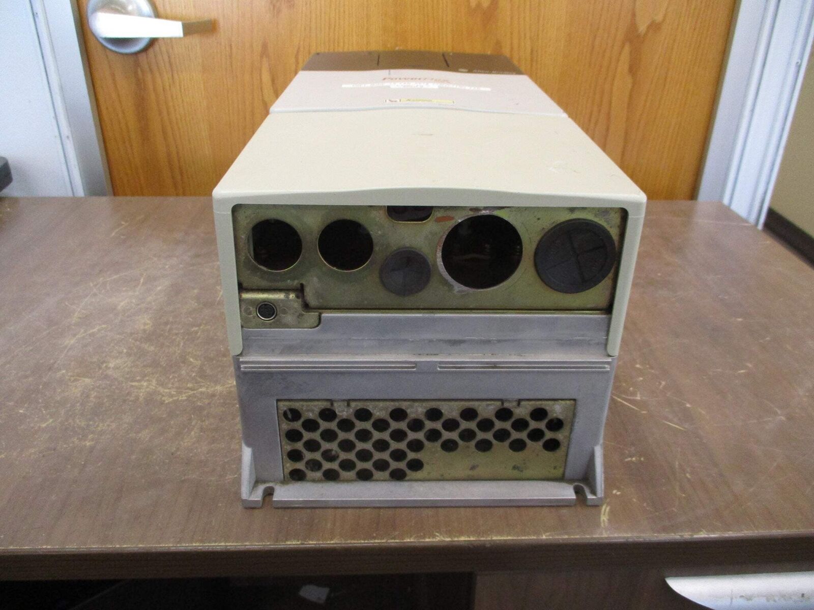 Allen-Bradley PowerFlex 700 AC Drive 20BD040A0AYNANA0 30HP 3Ph *No Keypad* Used