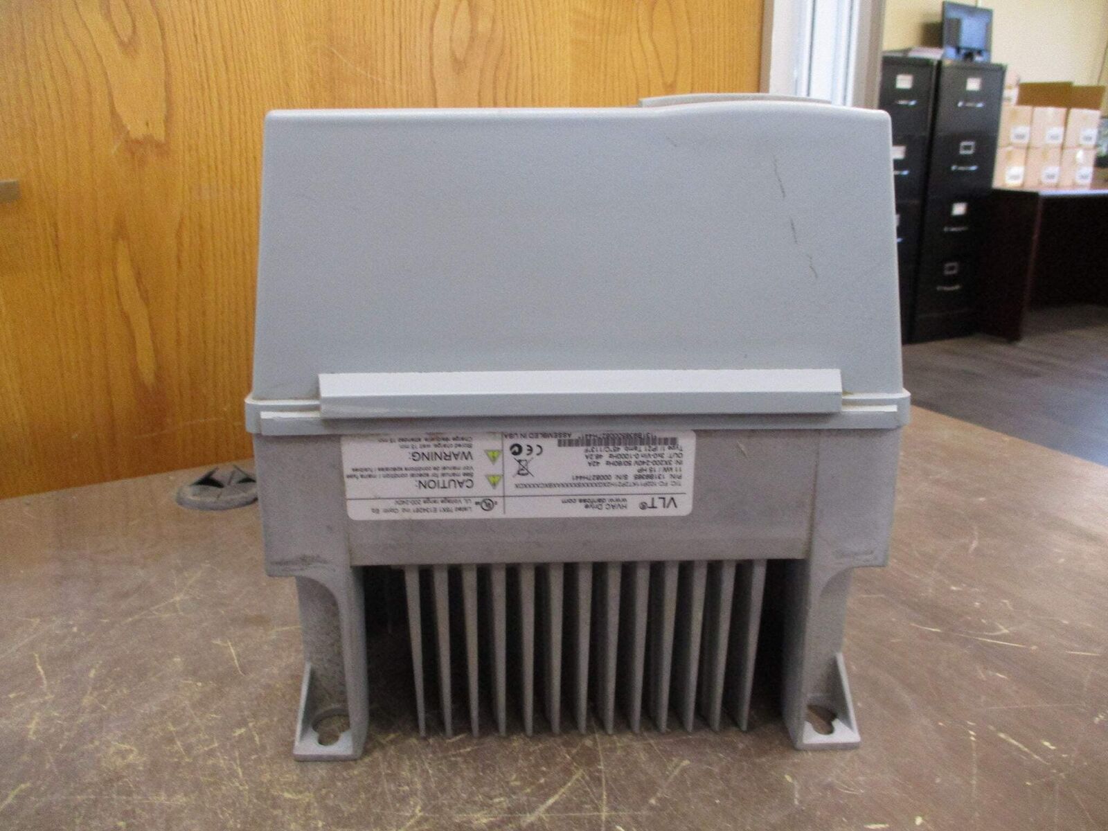 Danfoss VLT AC Drive 131B9365 15HP 3Ph w/ Keypad Used