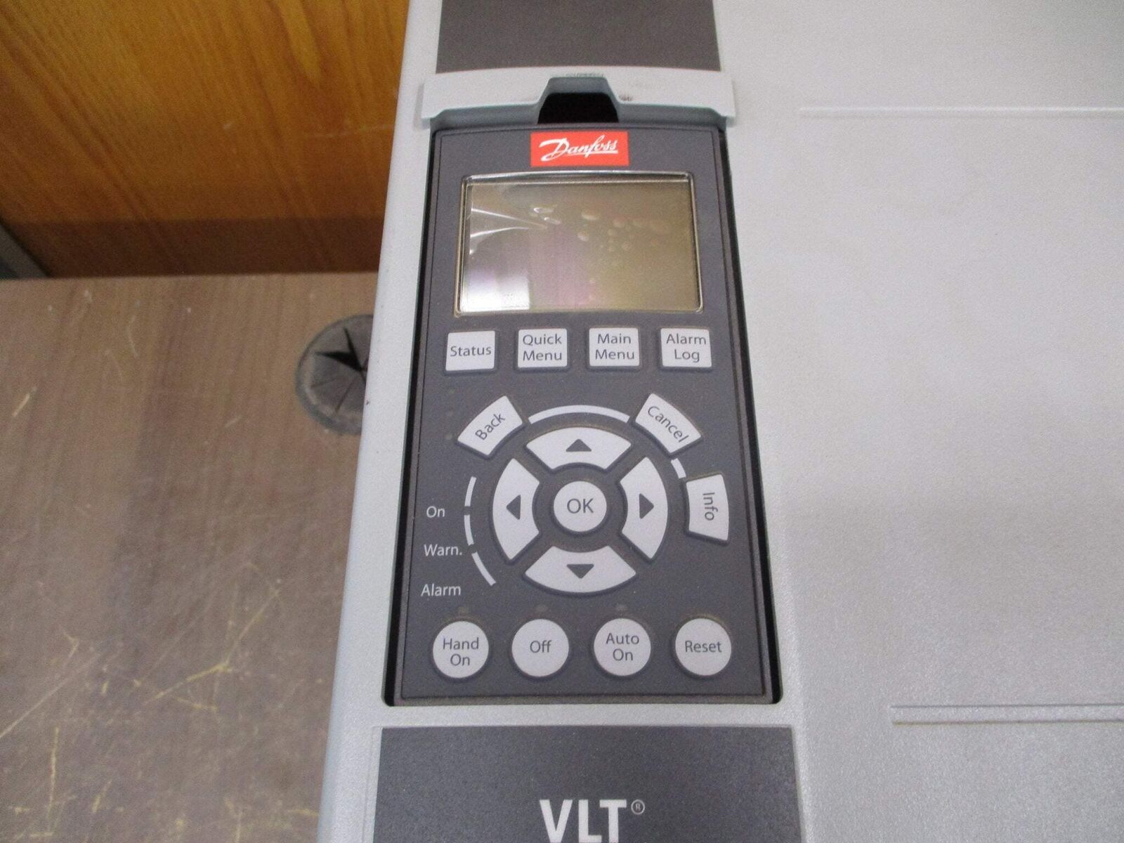 Danfoss VLT AC Drive 131B9365 15HP 3Ph w/ Keypad Used