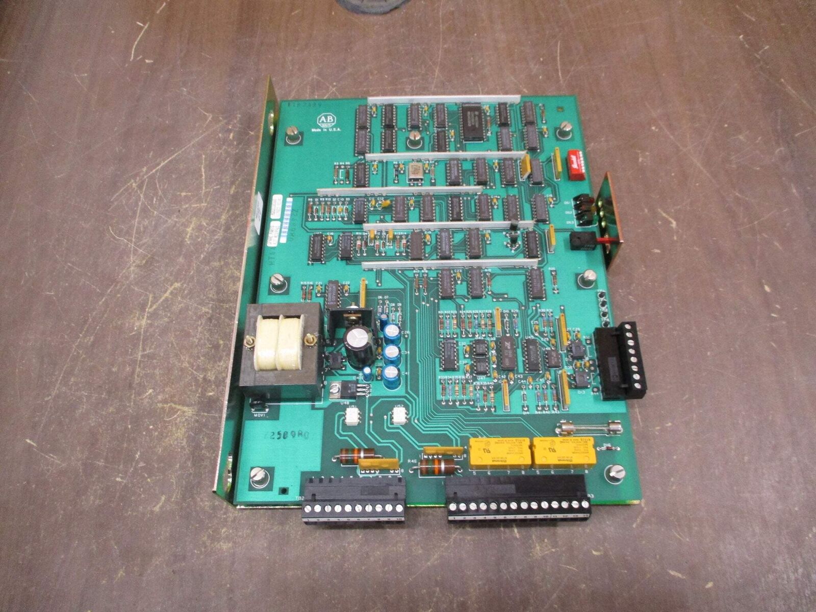 Allen-Bradley Reverse Motion Detector Assembly 119822 Rev. 01 Used