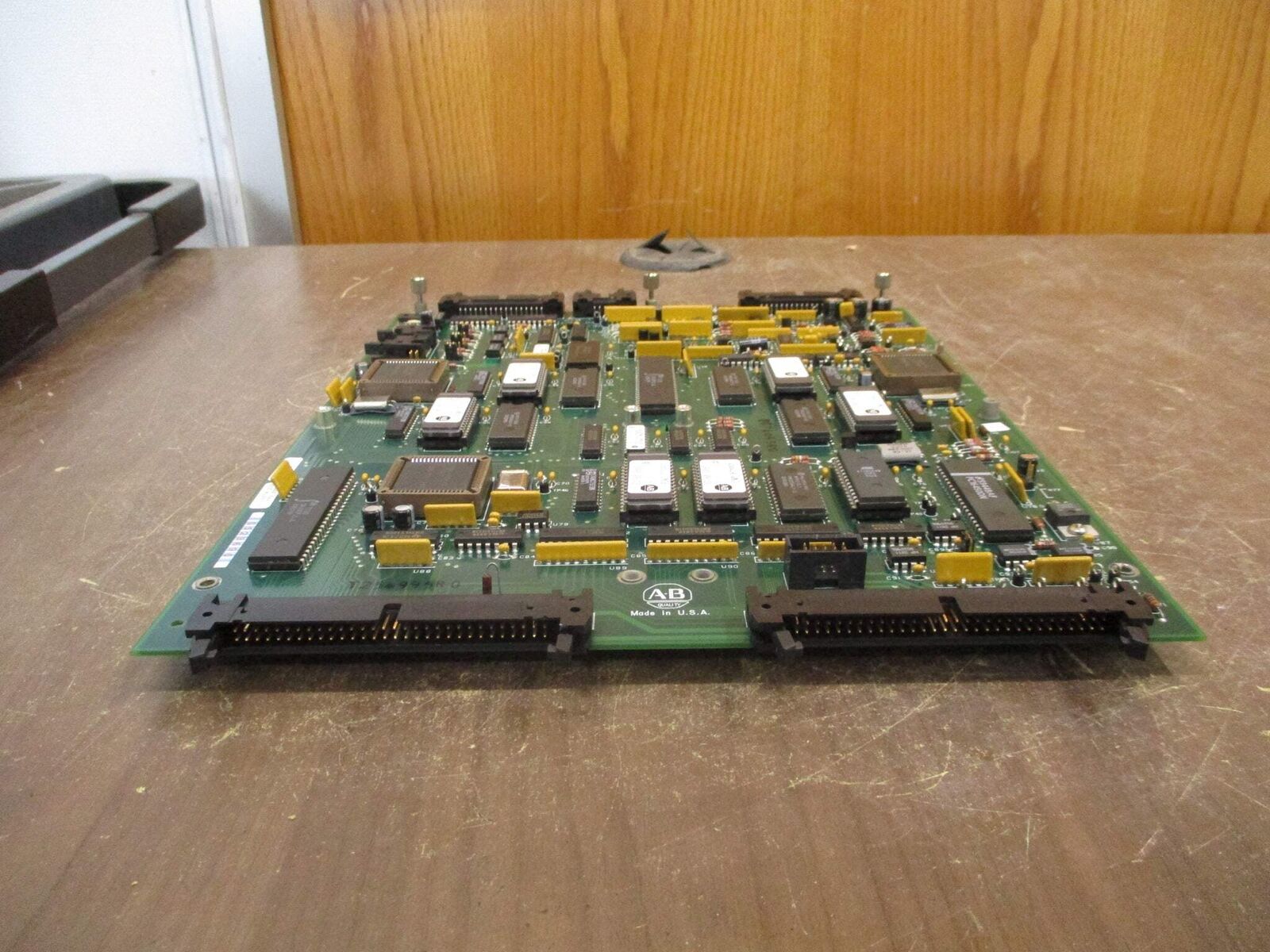 Allen-Bradley Controller Board 156007 Rev. 01 Used