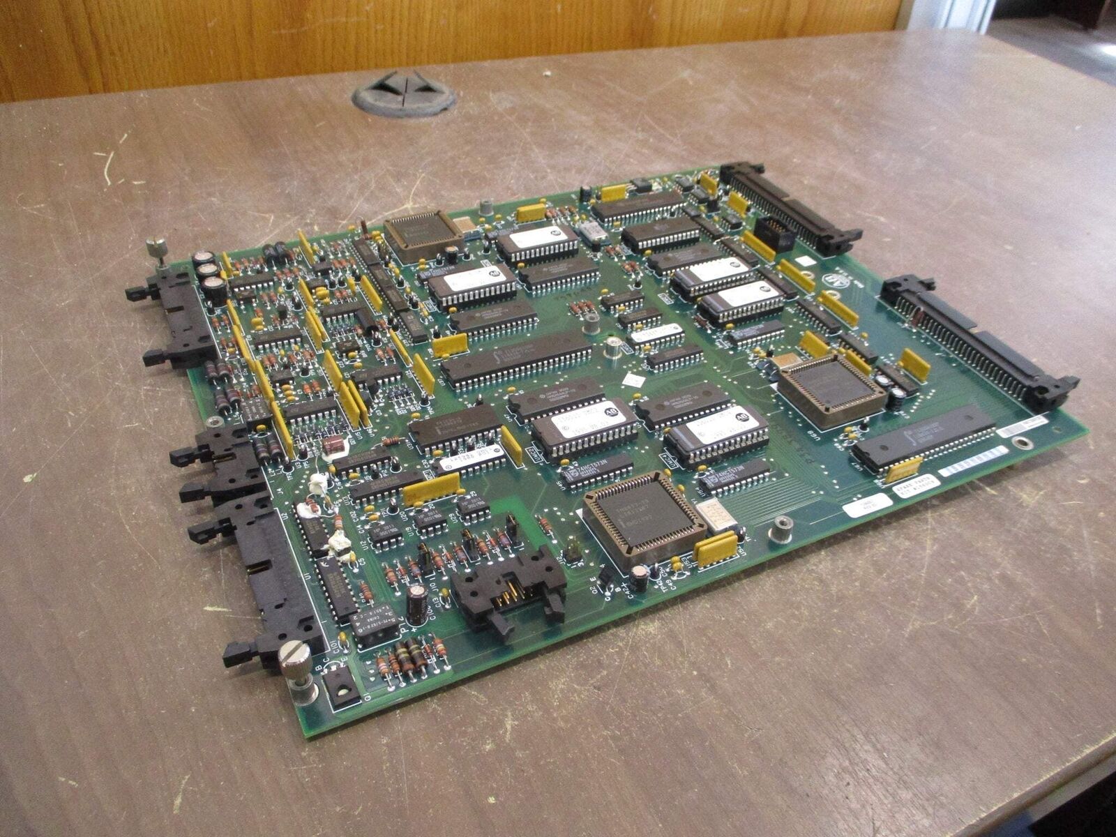 Allen-Bradley Controller Board 156007 Rev. 05 Used