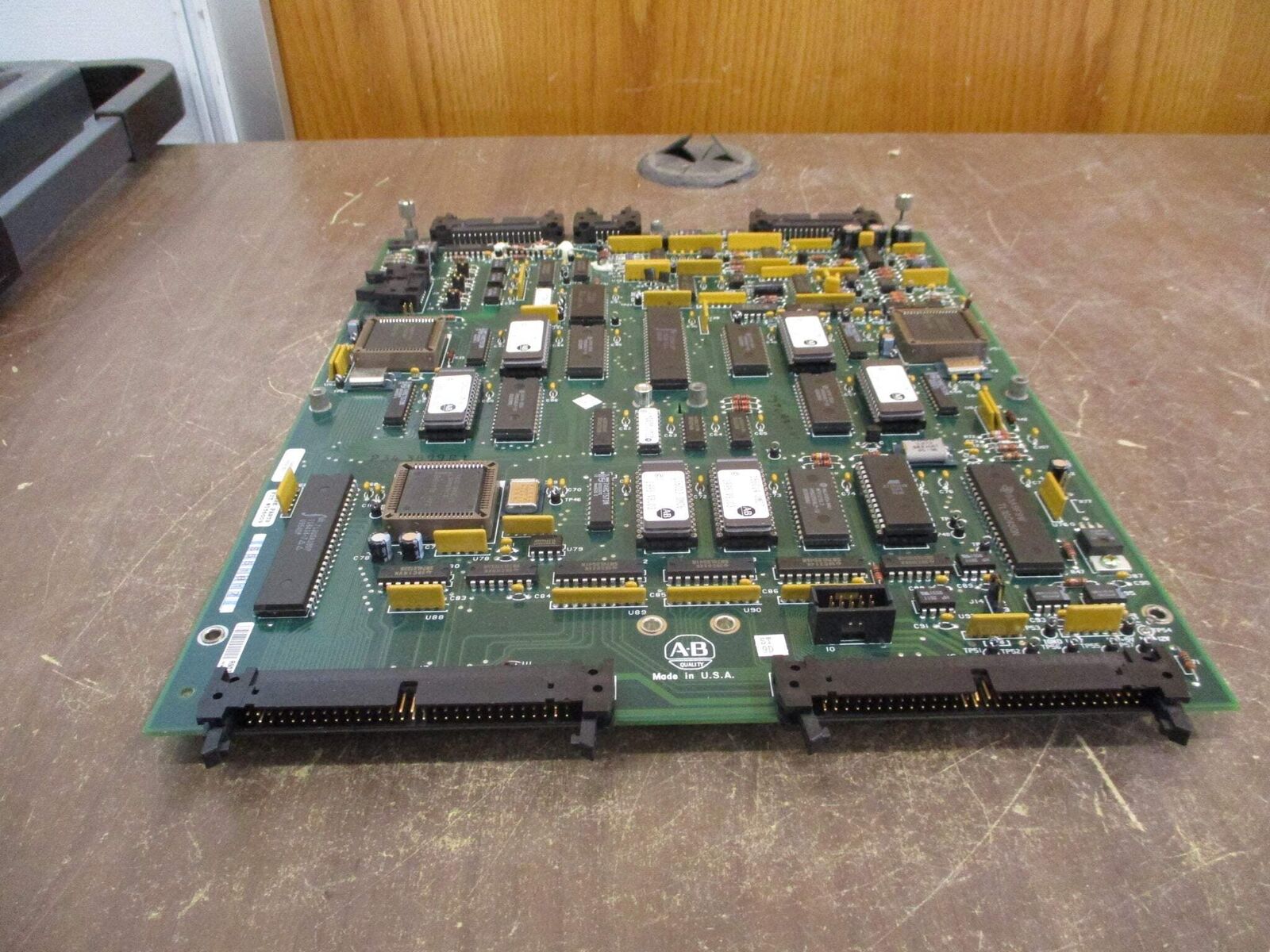 Allen-Bradley Controller Board 156007 Rev. 05 Used
