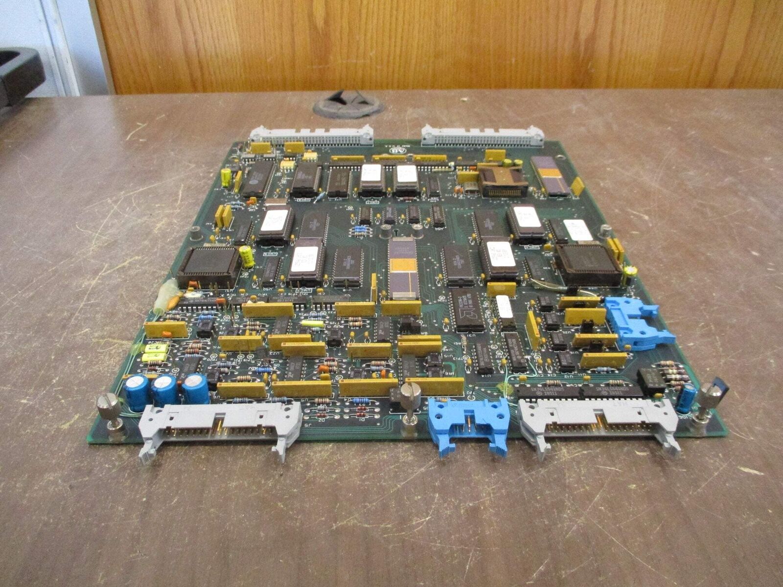 Allen-Bradley Controller Board 119519 Rev. 09 *Broken Clip* Used