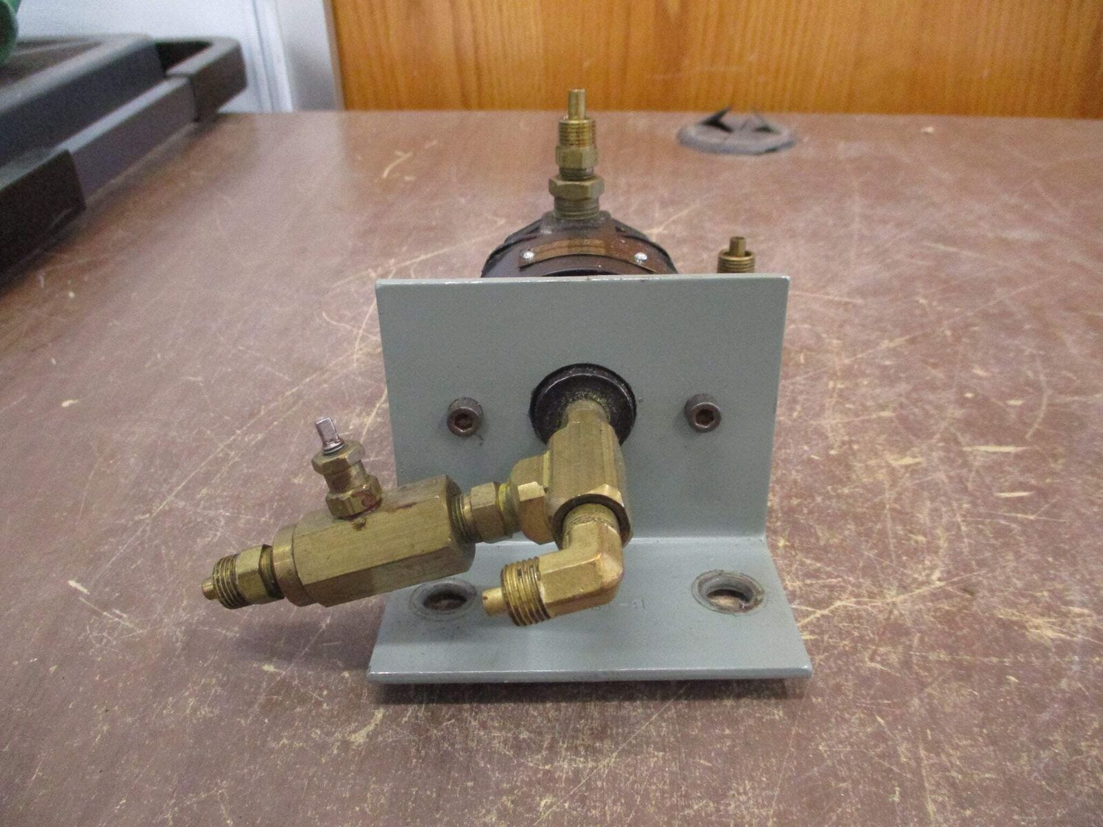 Fairchild Regulator 2C72846 Used